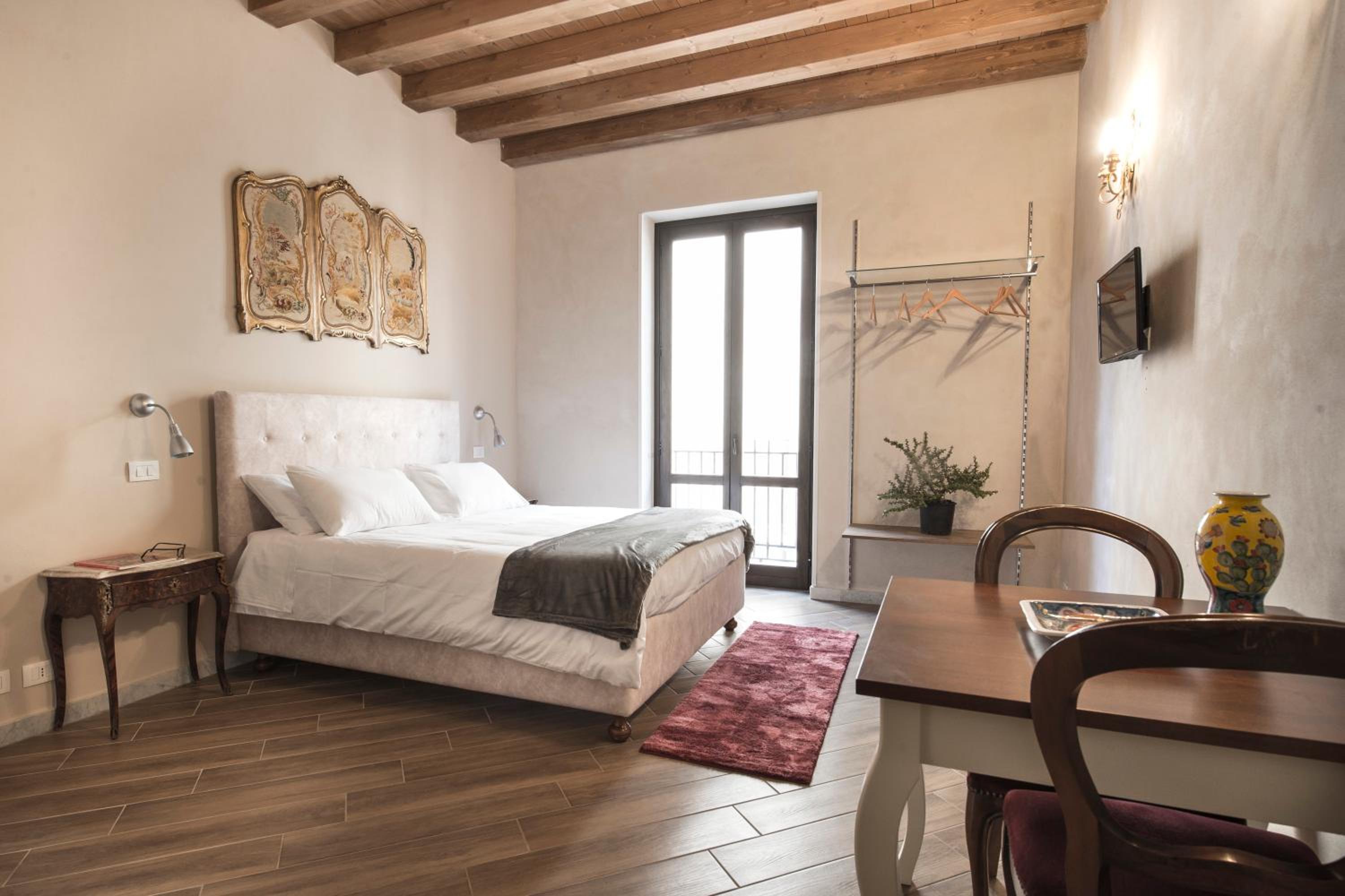 Conte Federico Apartments view 4