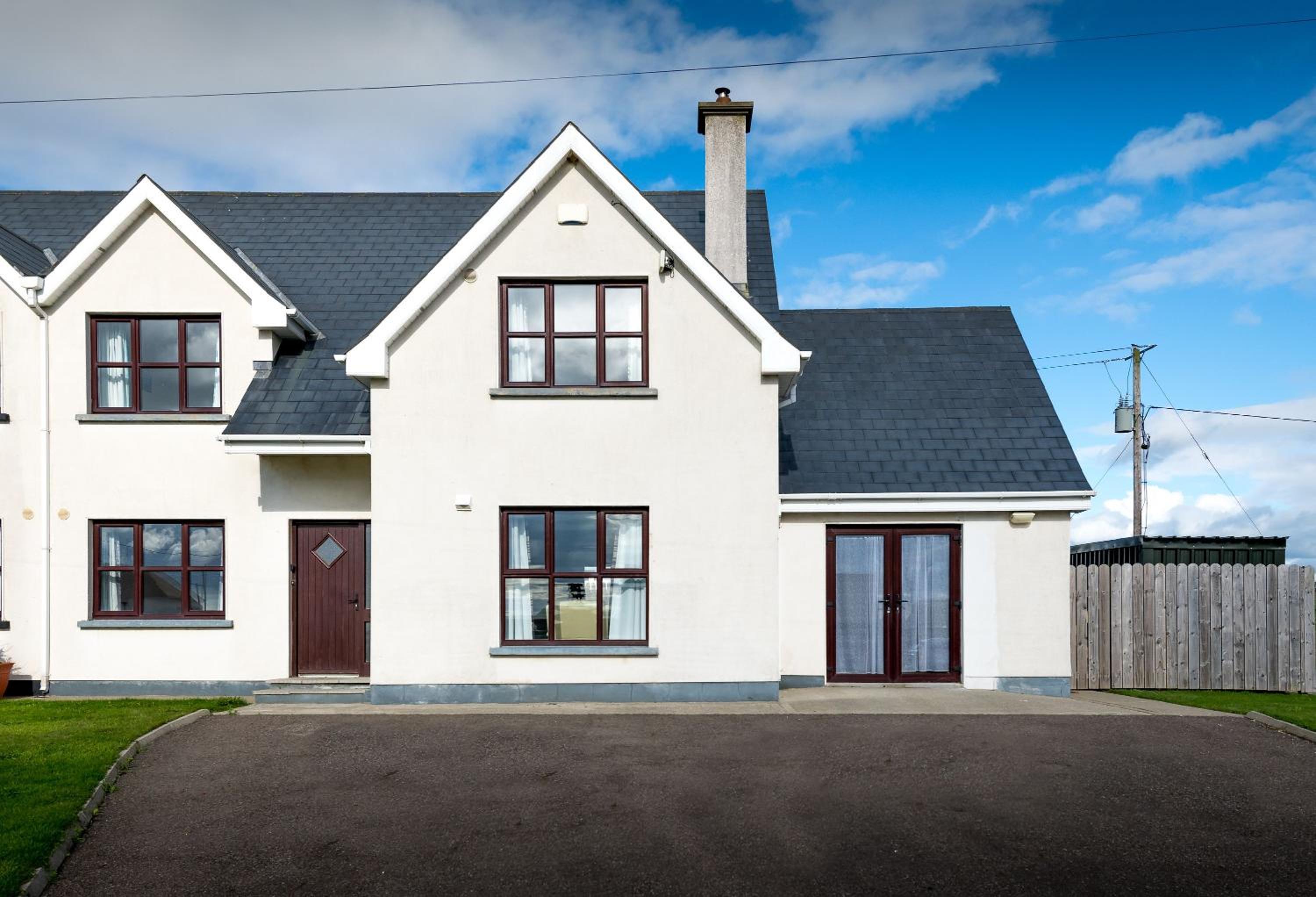 Ceol Na Mara, Fethard on Sea, Wexford - 5 Bedrooms - Sleeps 9