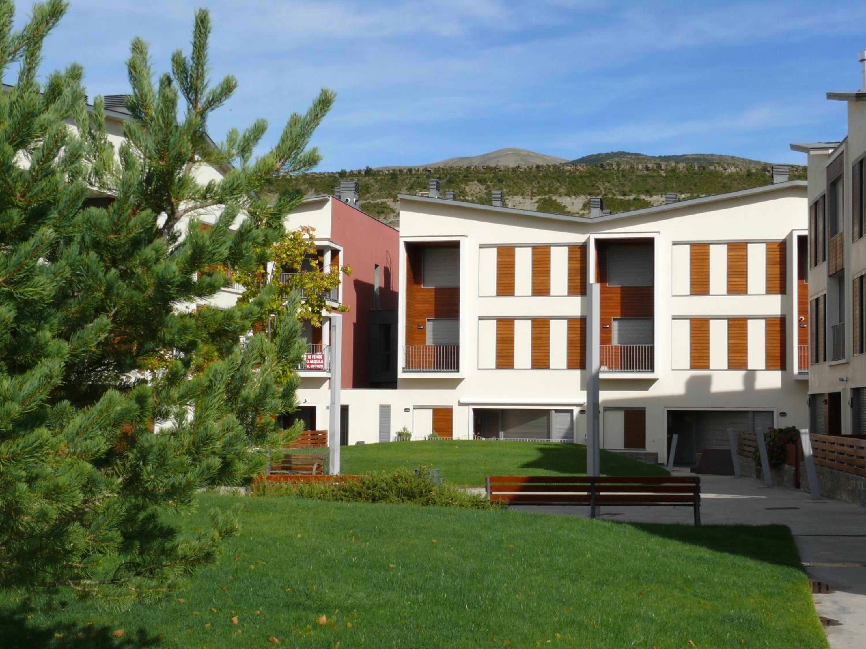 APARTMENTSUITESPAIN FORMIGAL ORDESa