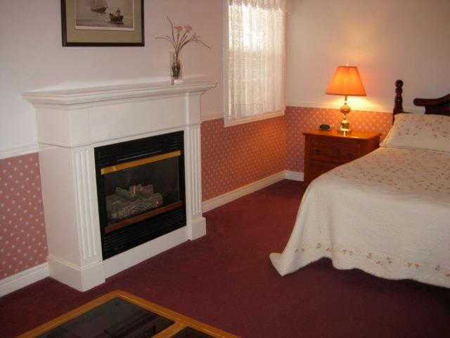 Canterbury Inn - Property Image 33