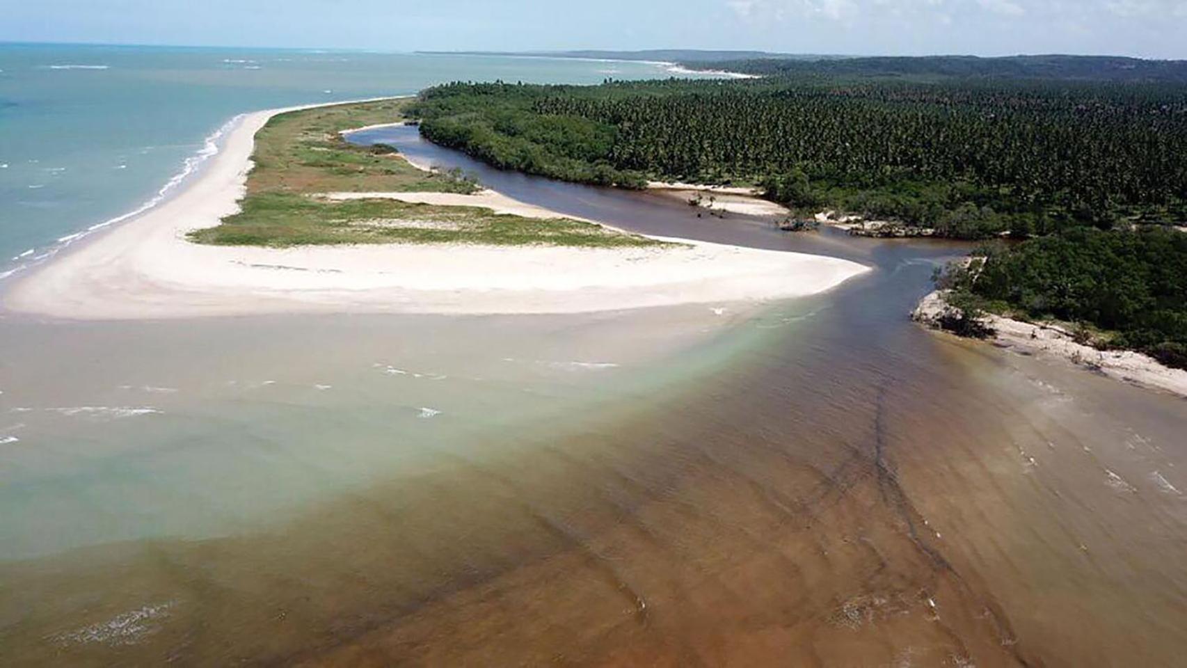 Casa/Apto em Condomínio na Beira-Mar em Tamandaré / Próximo a Praia dos Carneiros