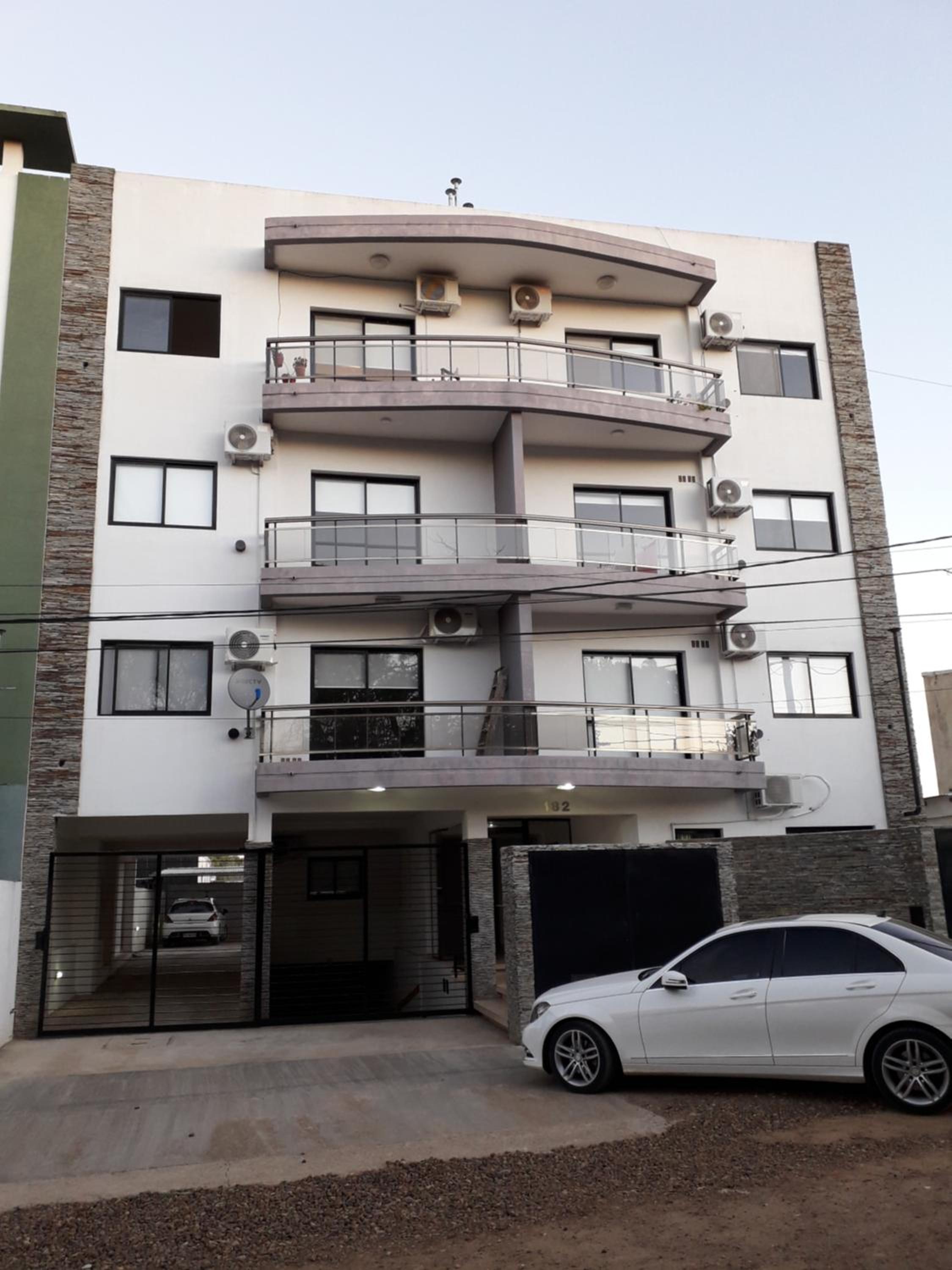 Hotel DIVINO Colon 1 - Image 1