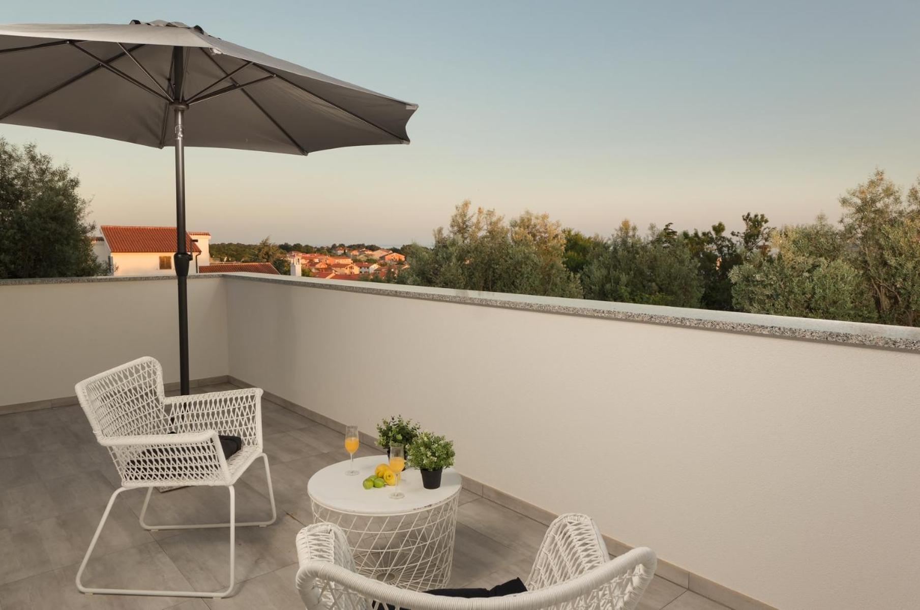 Luxury villa Medulin II with heated pool and sea view near the beach