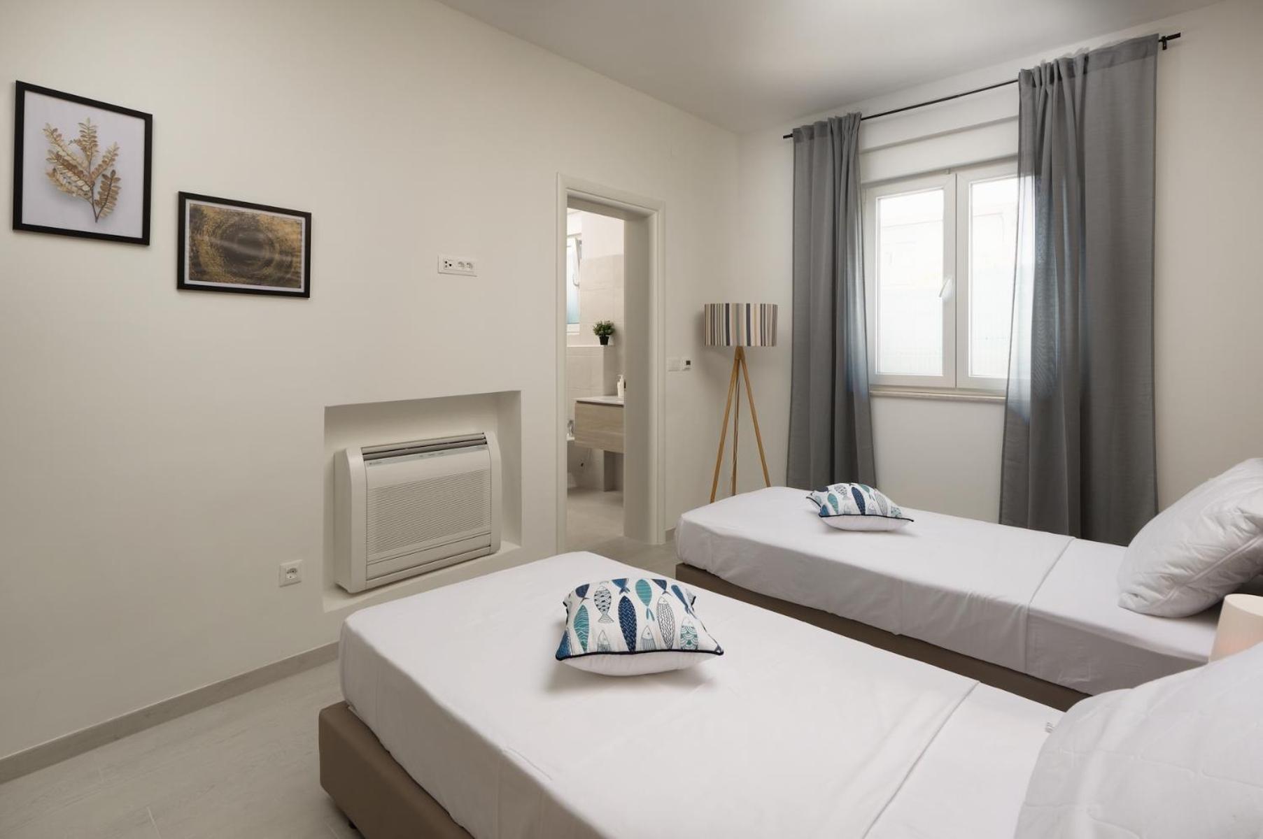 Luxury villa Medulin II with heated pool and sea view near the beach