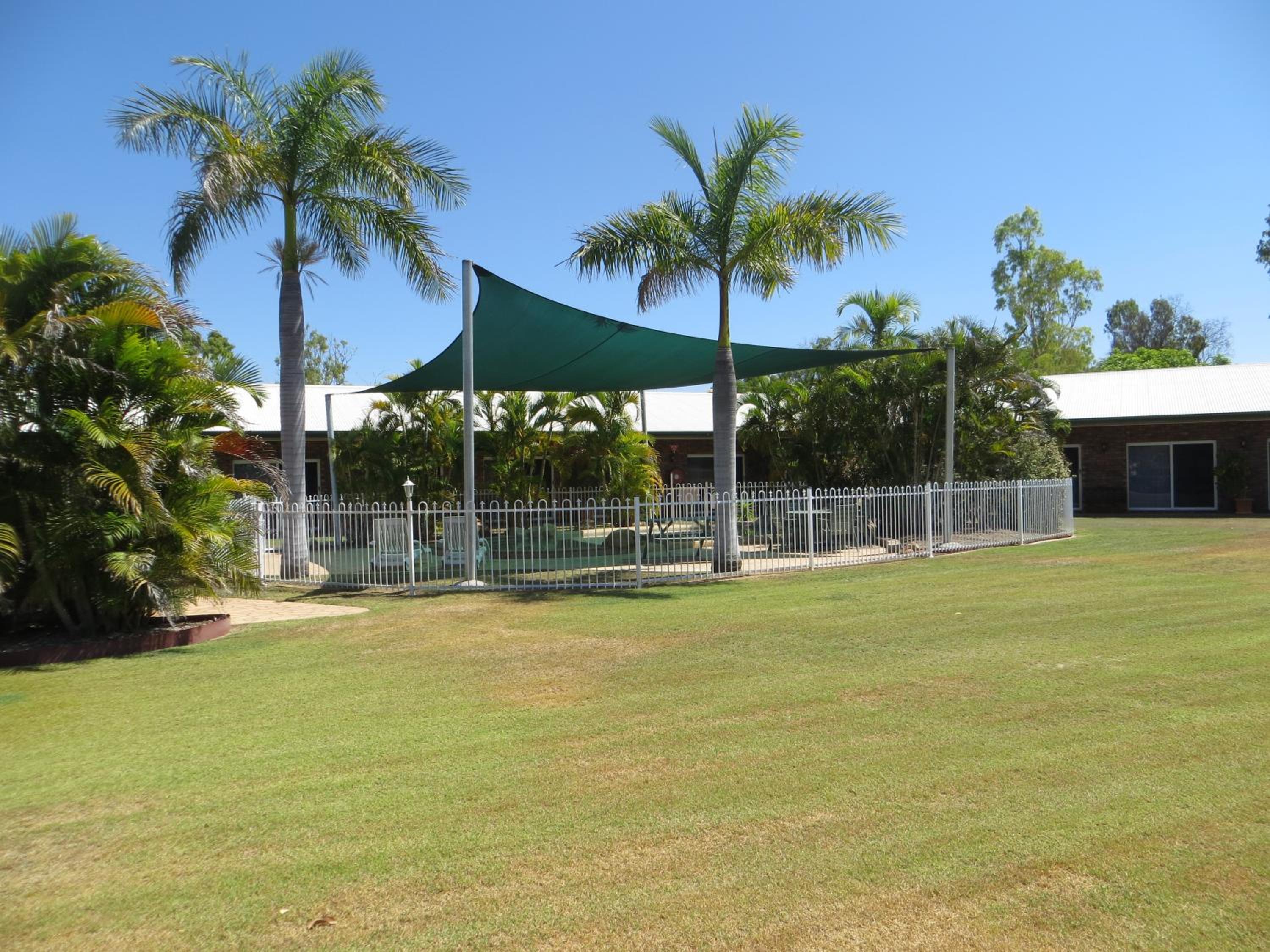 Heritage Lodge Motel
