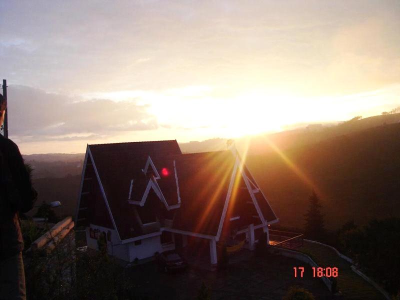 Casa para Final de Semana e Temporada Descansópolis