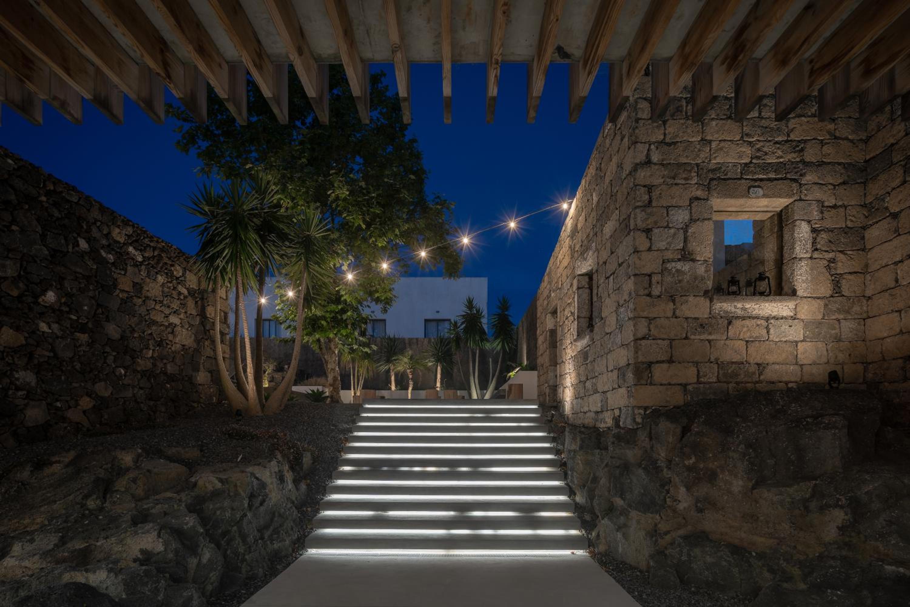 Photo 36