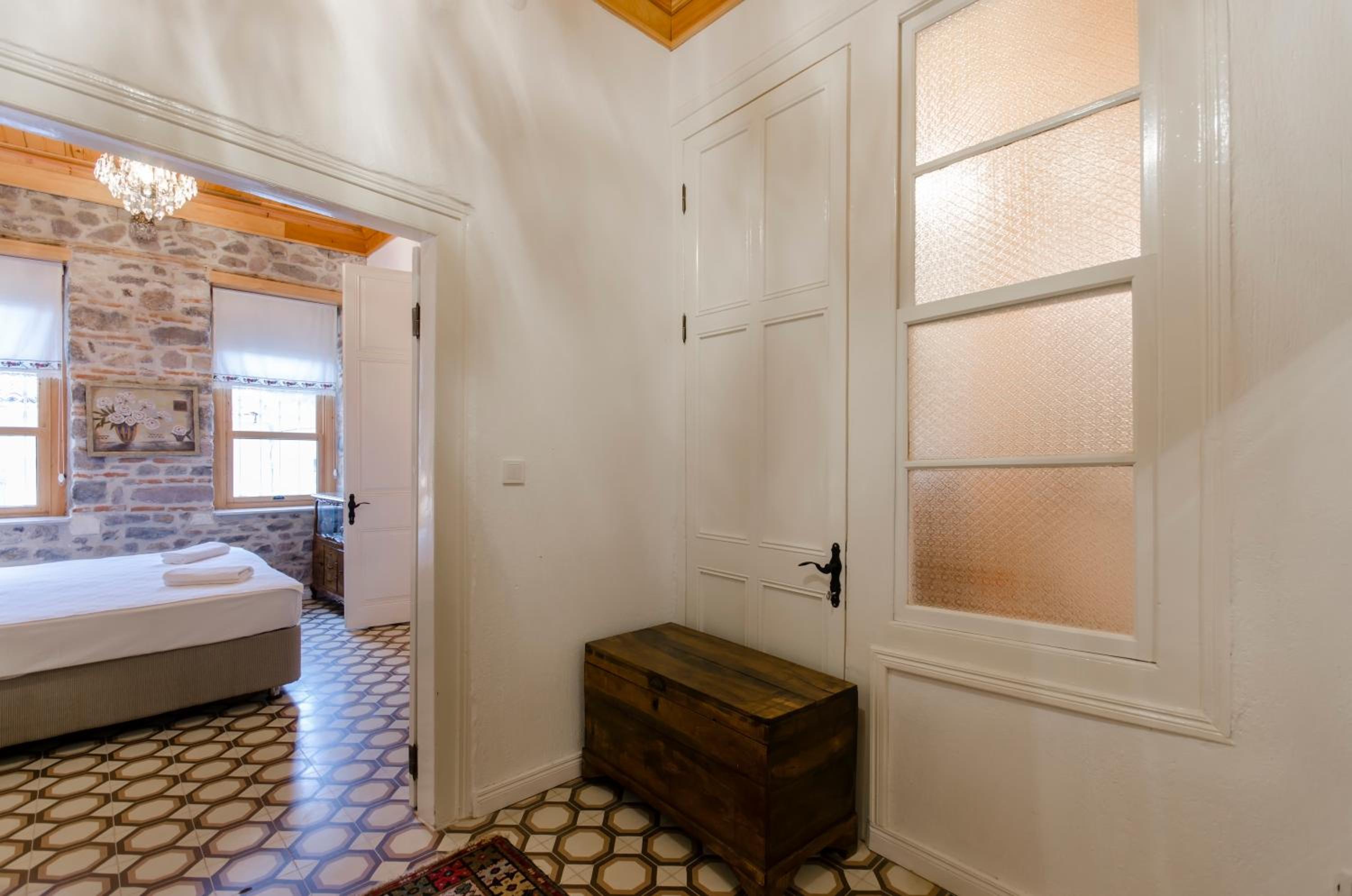 Dutlu Konak - Image 86