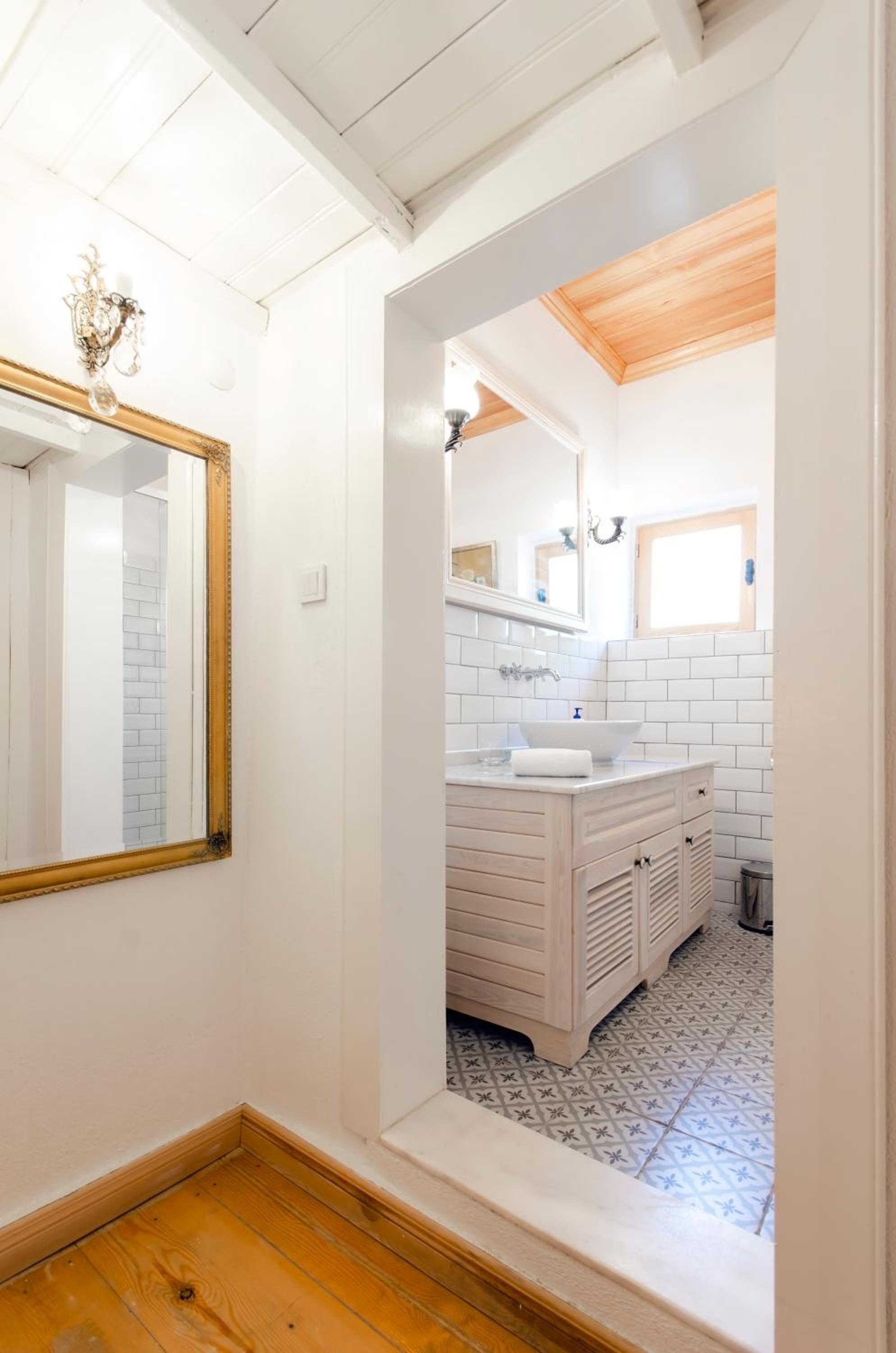 Dutlu Konak - Image 64