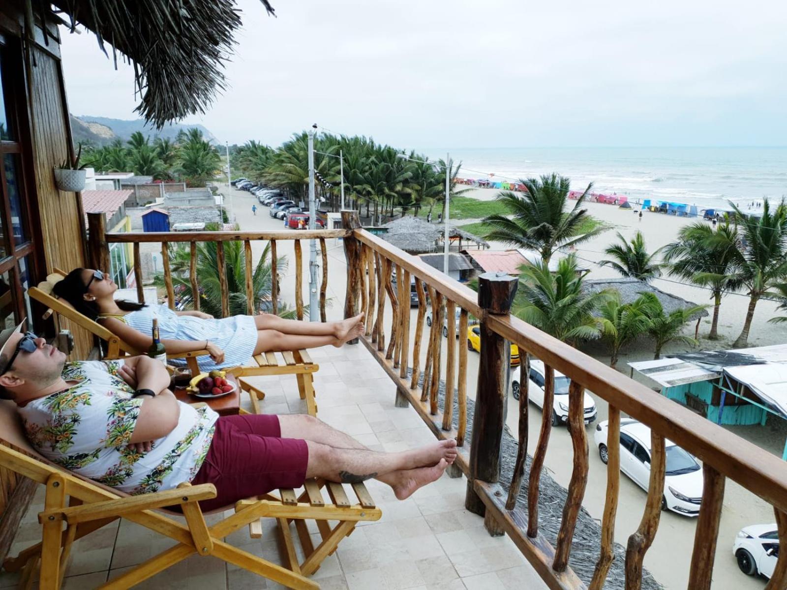 Cocoa Beachfront Inn view 4