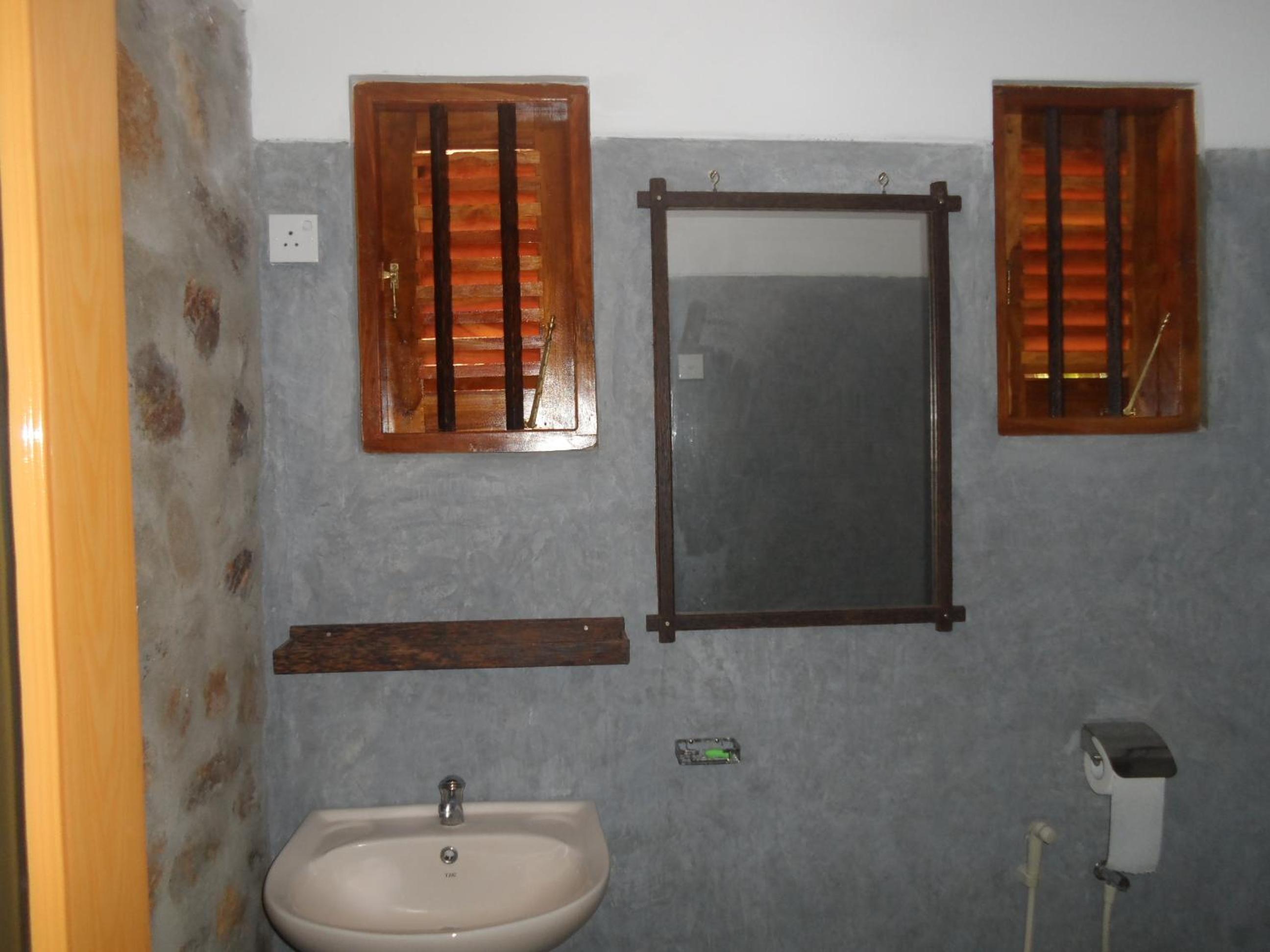 Sunshadow Chalet