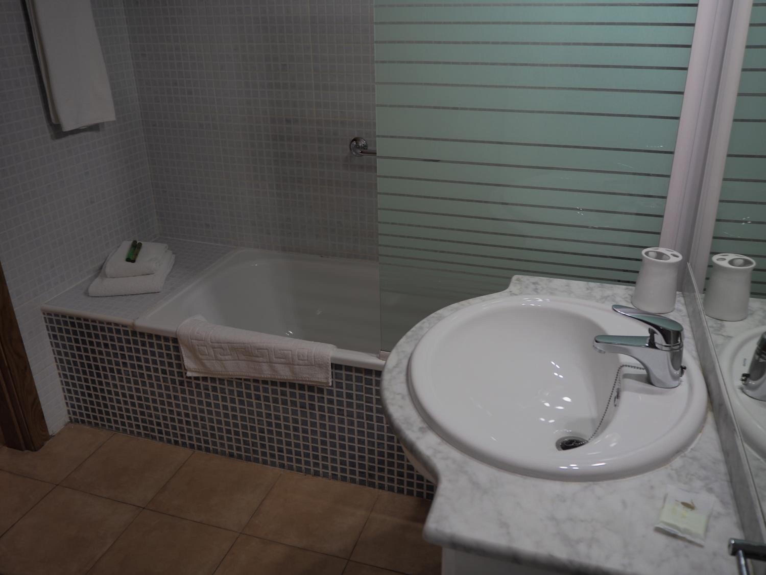 Apartamentos Turisticos Aguilas de los Collados