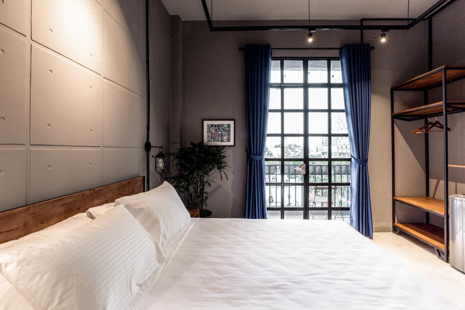 CIRCADIAN Industrial Studios on Nguyen Hue