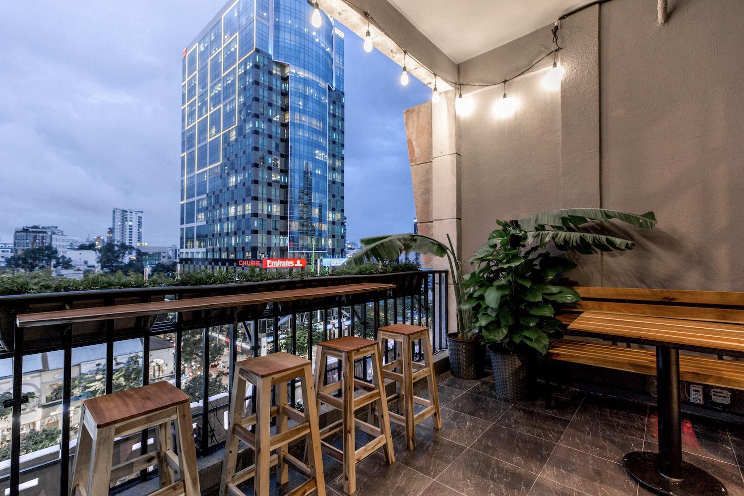 CIRCADIAN Industrial Studios on Nguyen Hue