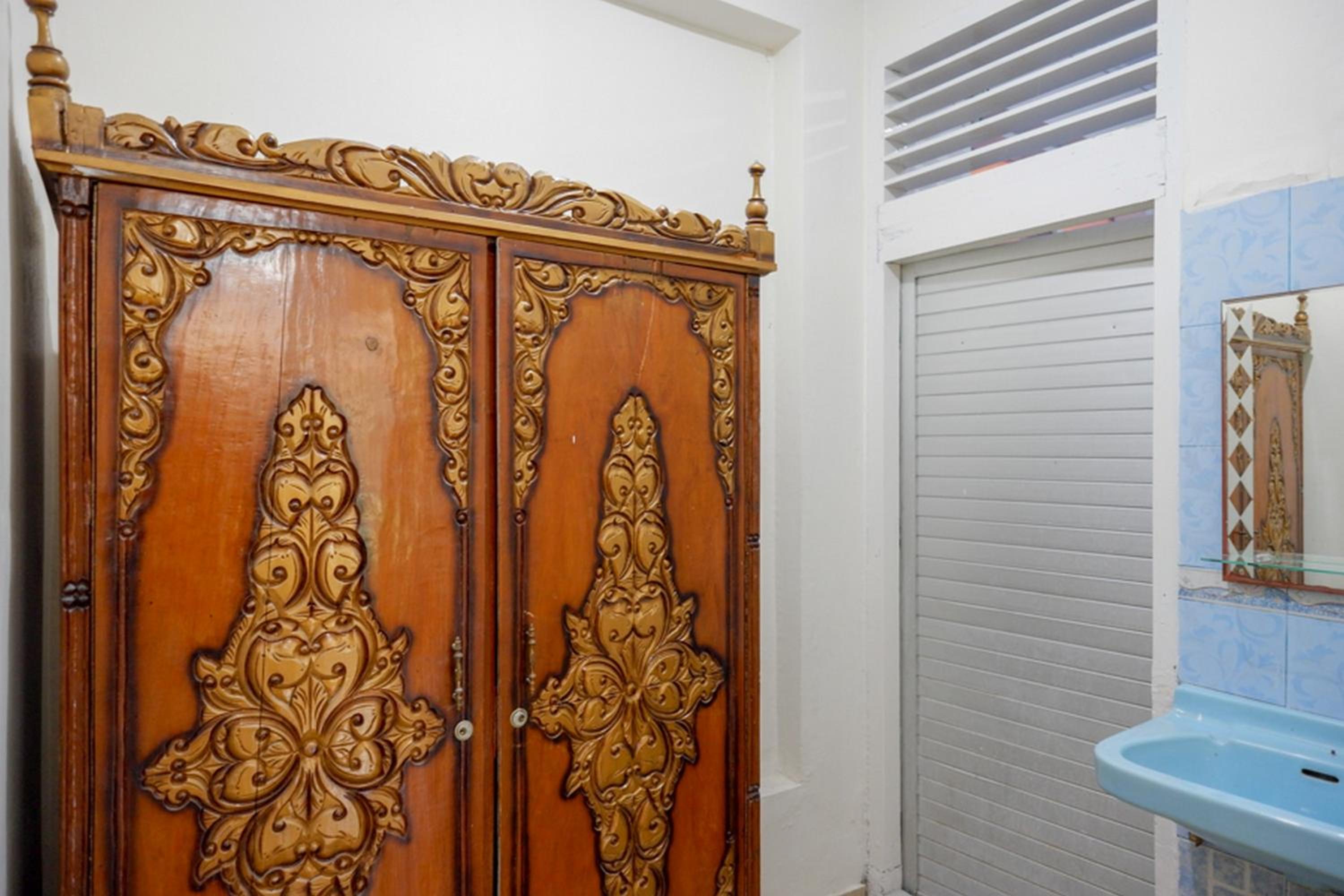 RedDoorz Plus Syariah at Alam Raya Hotel view 5
