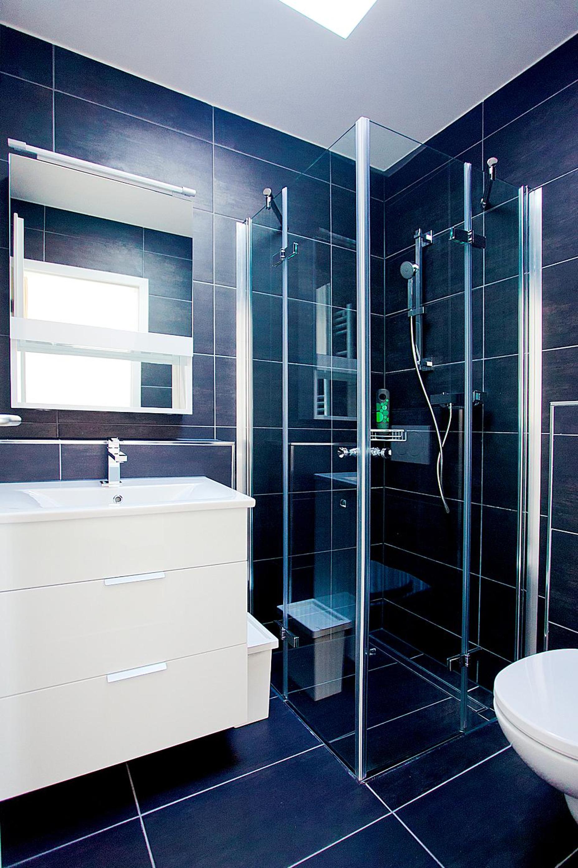 Suite Apartments by Livingdowntown