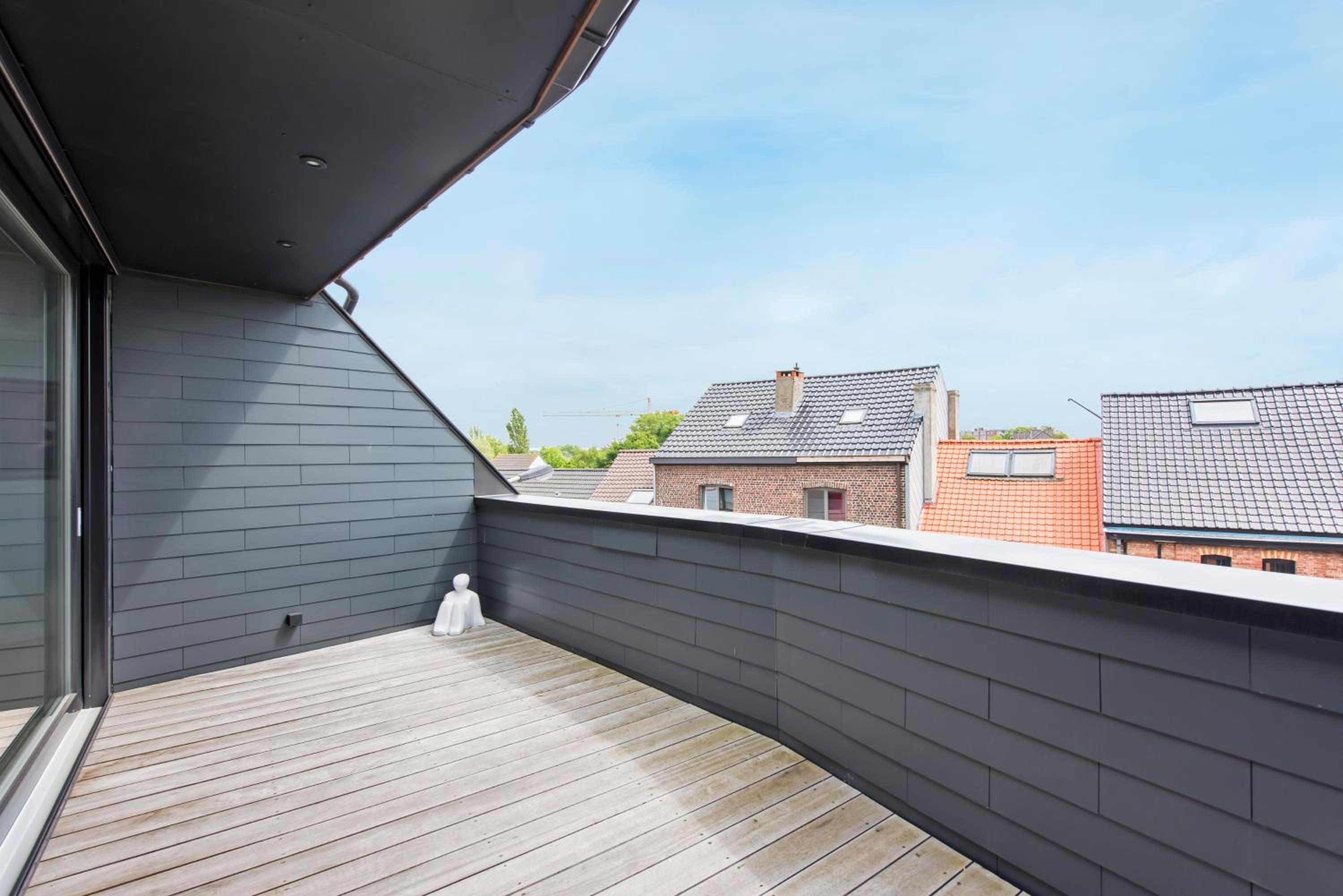 Exclusive Penthouse in Ghent view 5