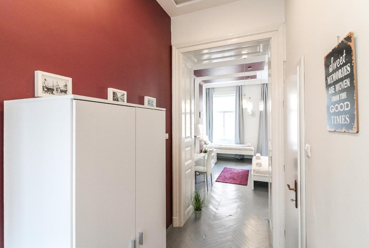Real Apartments Hegedű