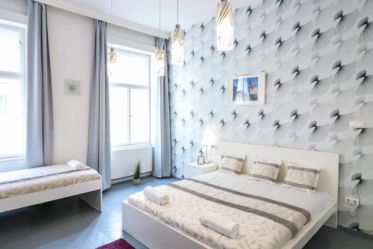 Real Apartments Hegedű