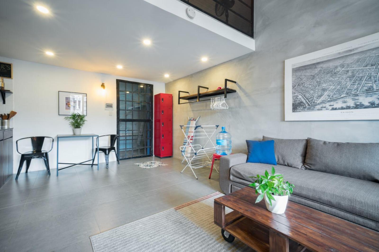 CIRCADIAN Industrial Loft In Heritage Building