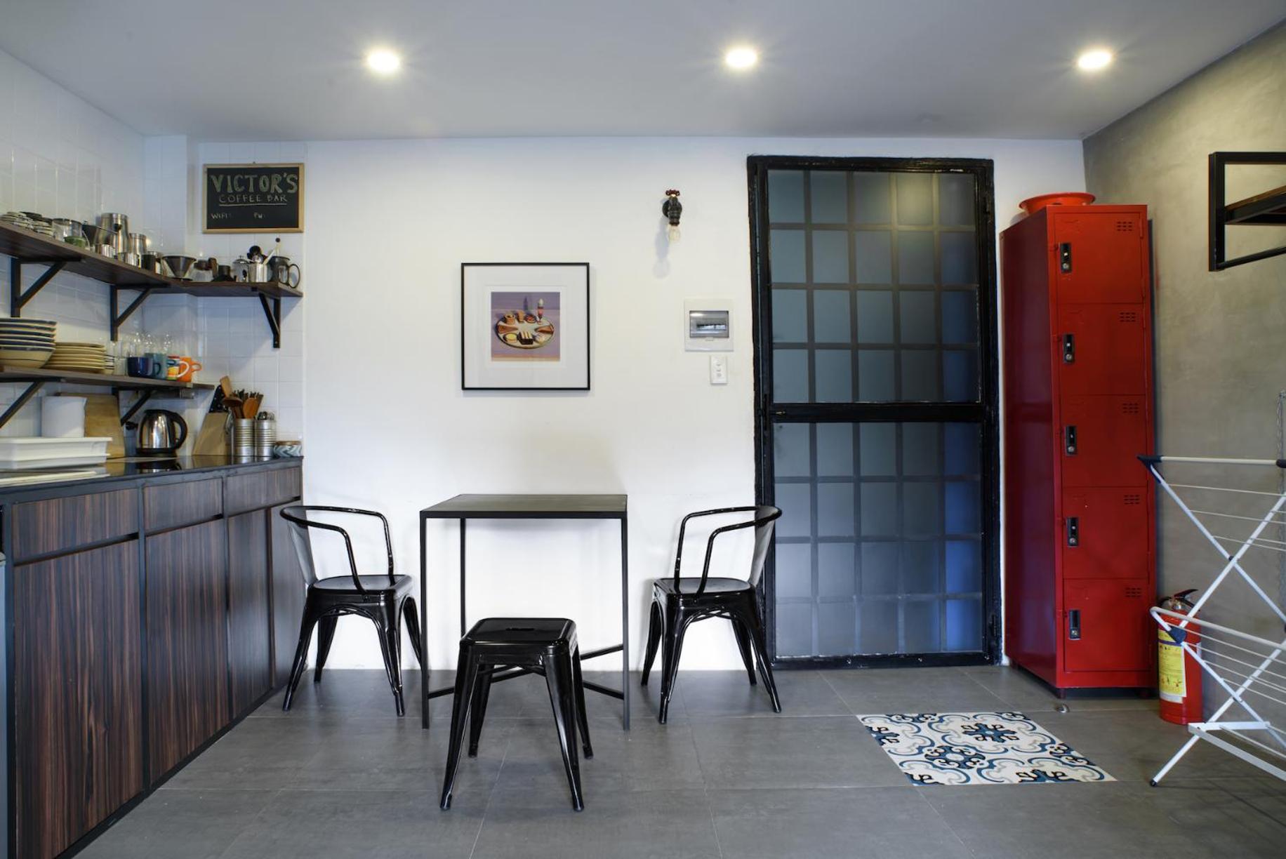 CIRCADIAN Industrial Loft In Heritage Building