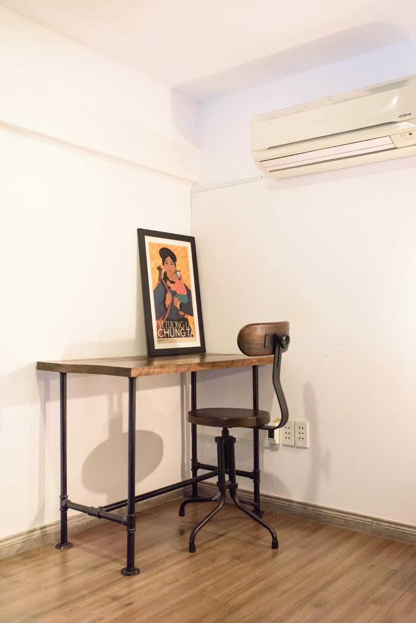 CIRCADIAN Industrial Loft In Heritage Building