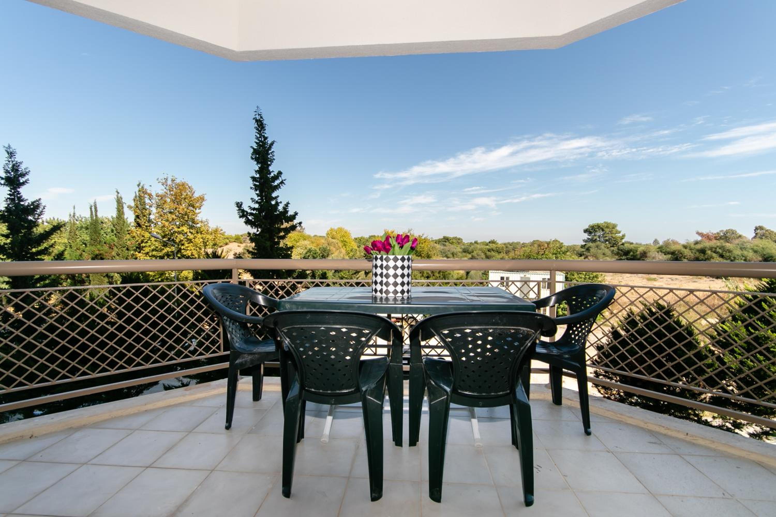 Lara Suites - Image 18