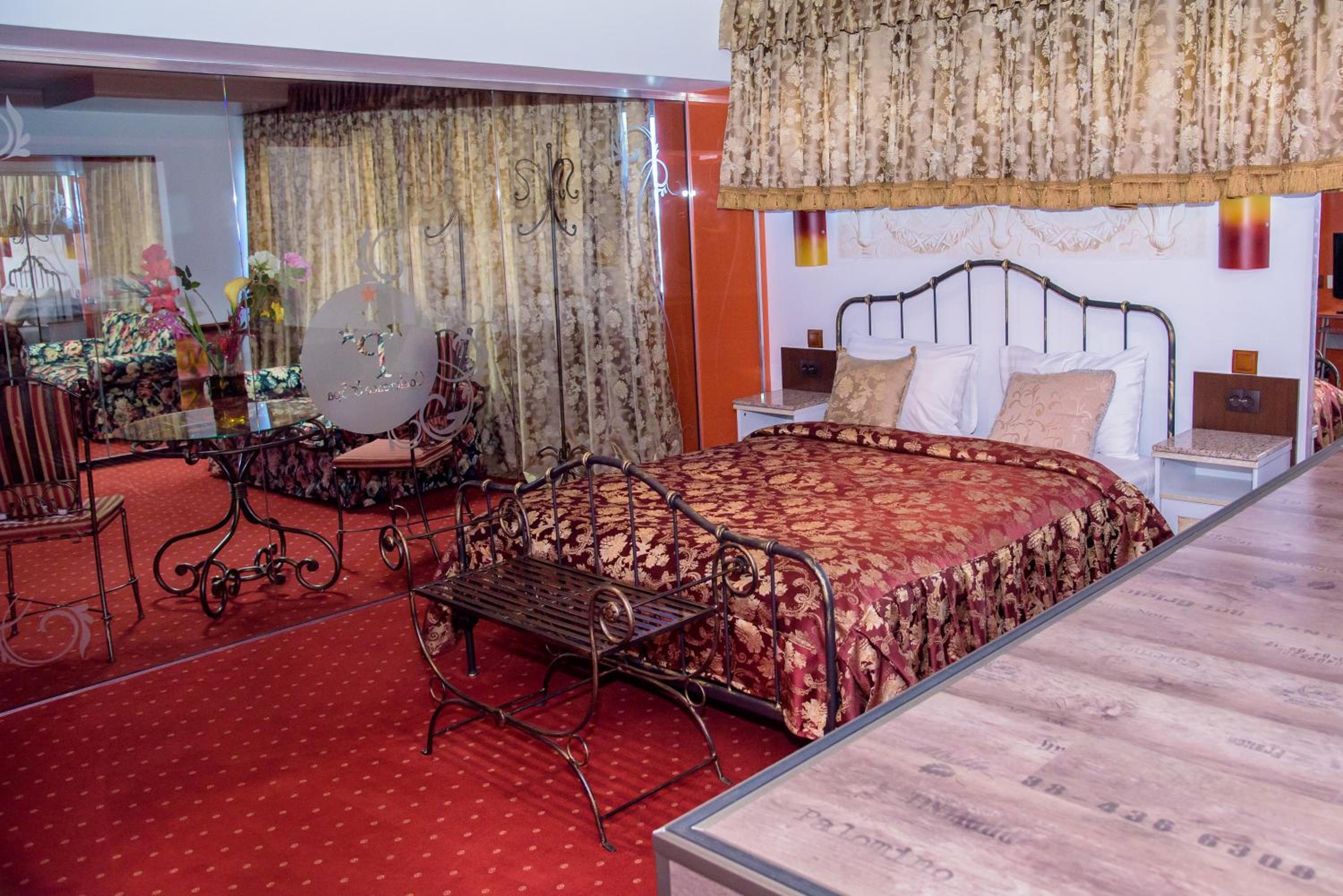 LEGENDS Chambers by Grand Pier Boutique