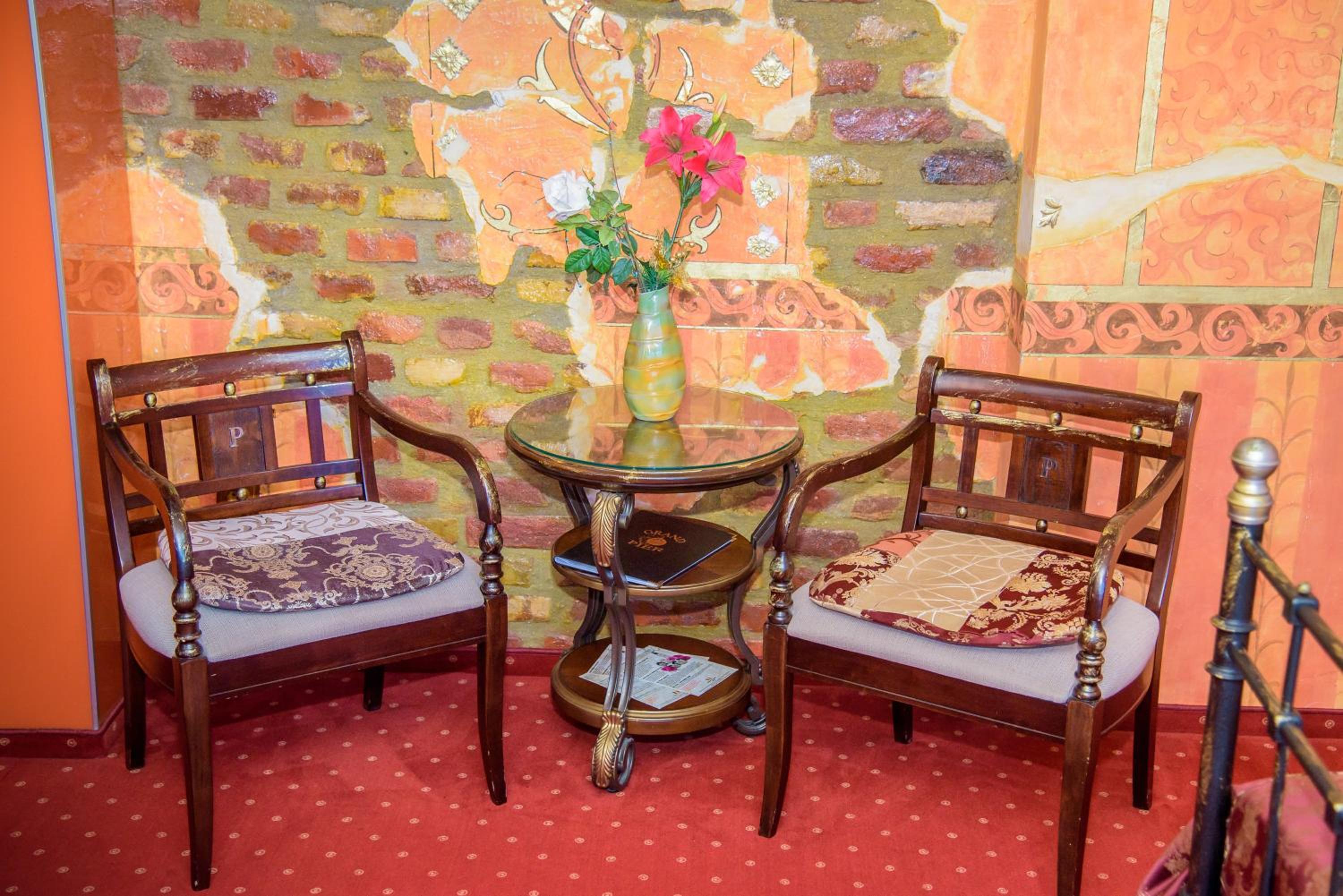 LEGENDS Chambers by Grand Pier Boutique