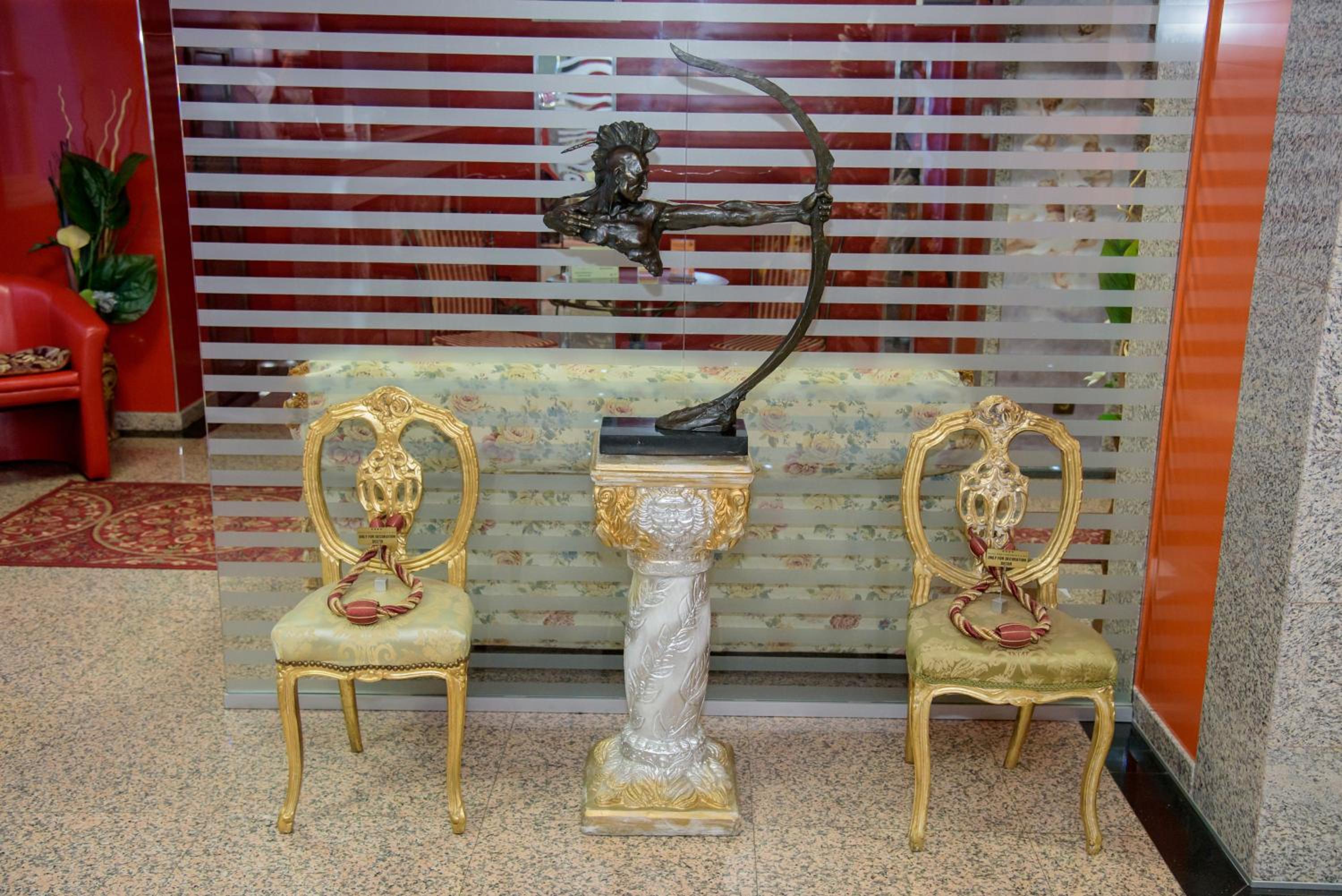 LEGENDS Chambers by Grand Pier Boutique