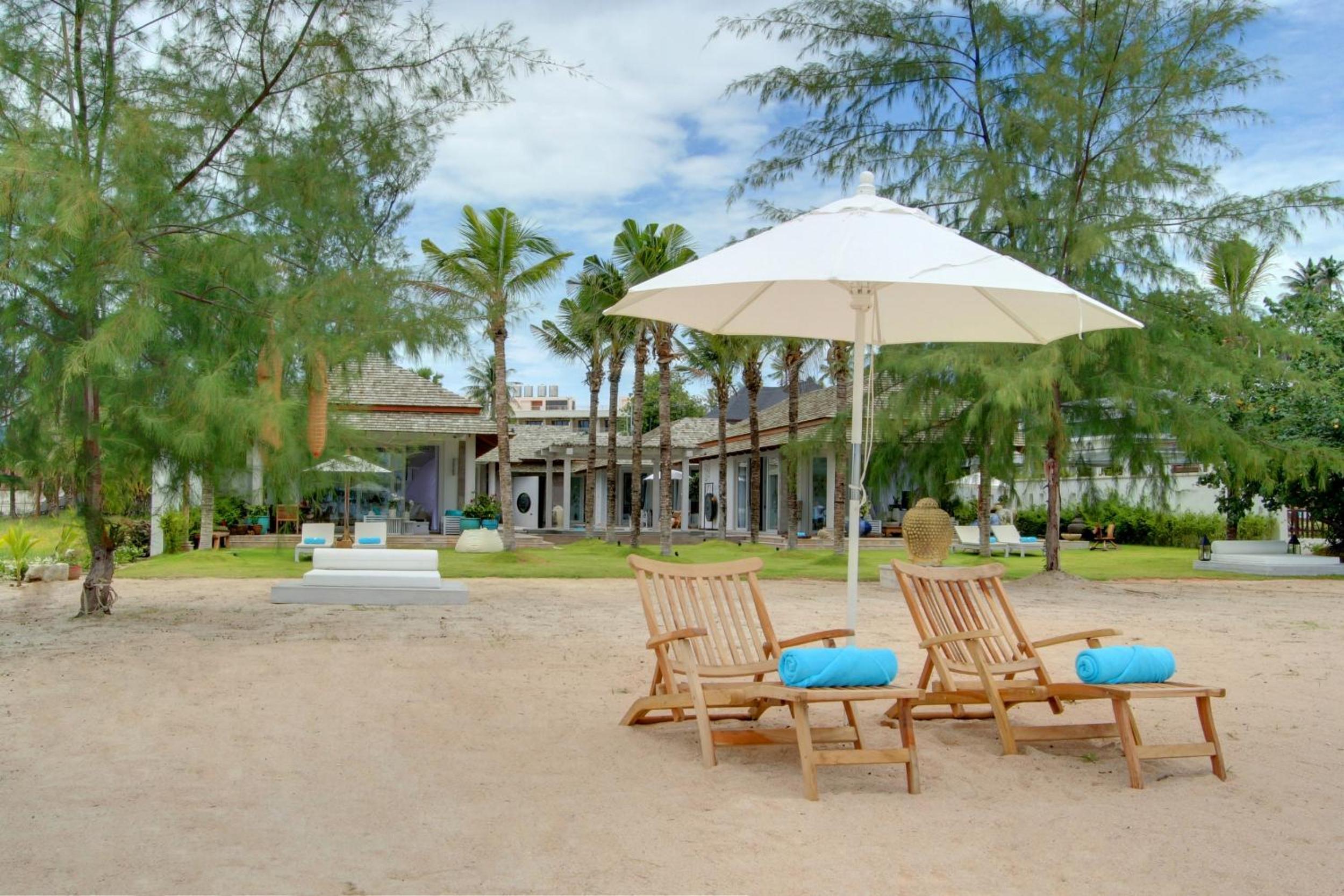 Mia Beach, beach villa and events