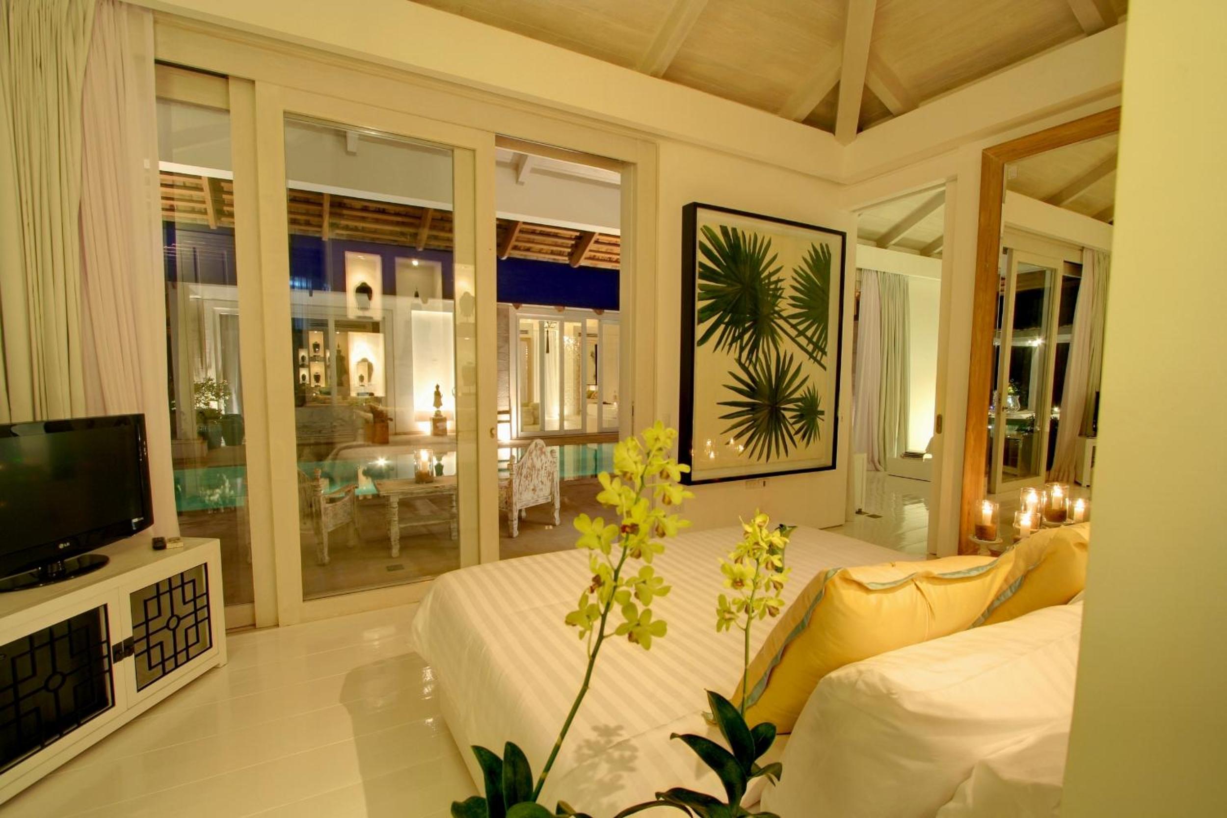 Mia Beach, beach villa and events