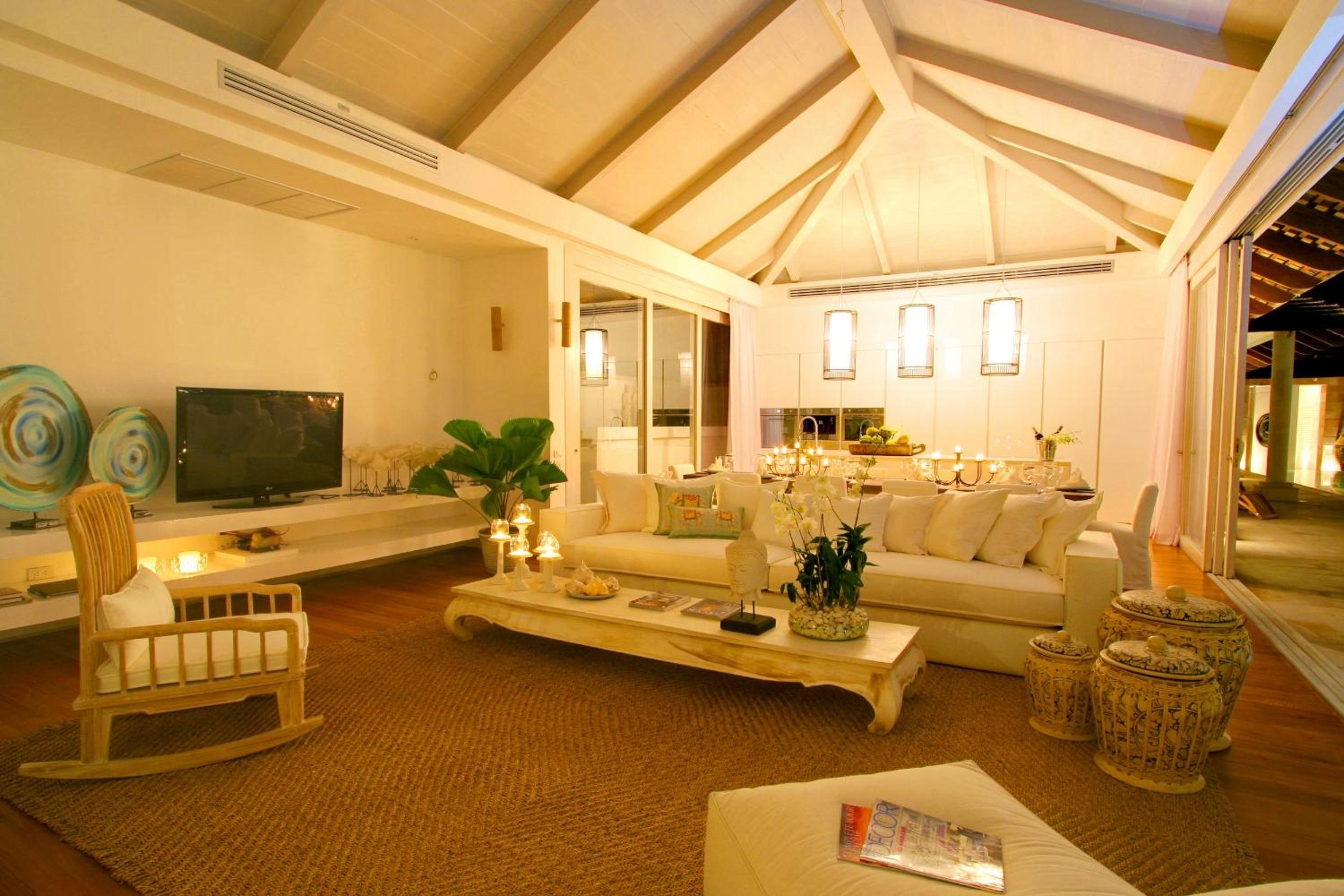Mia Beach, beach villa and events
