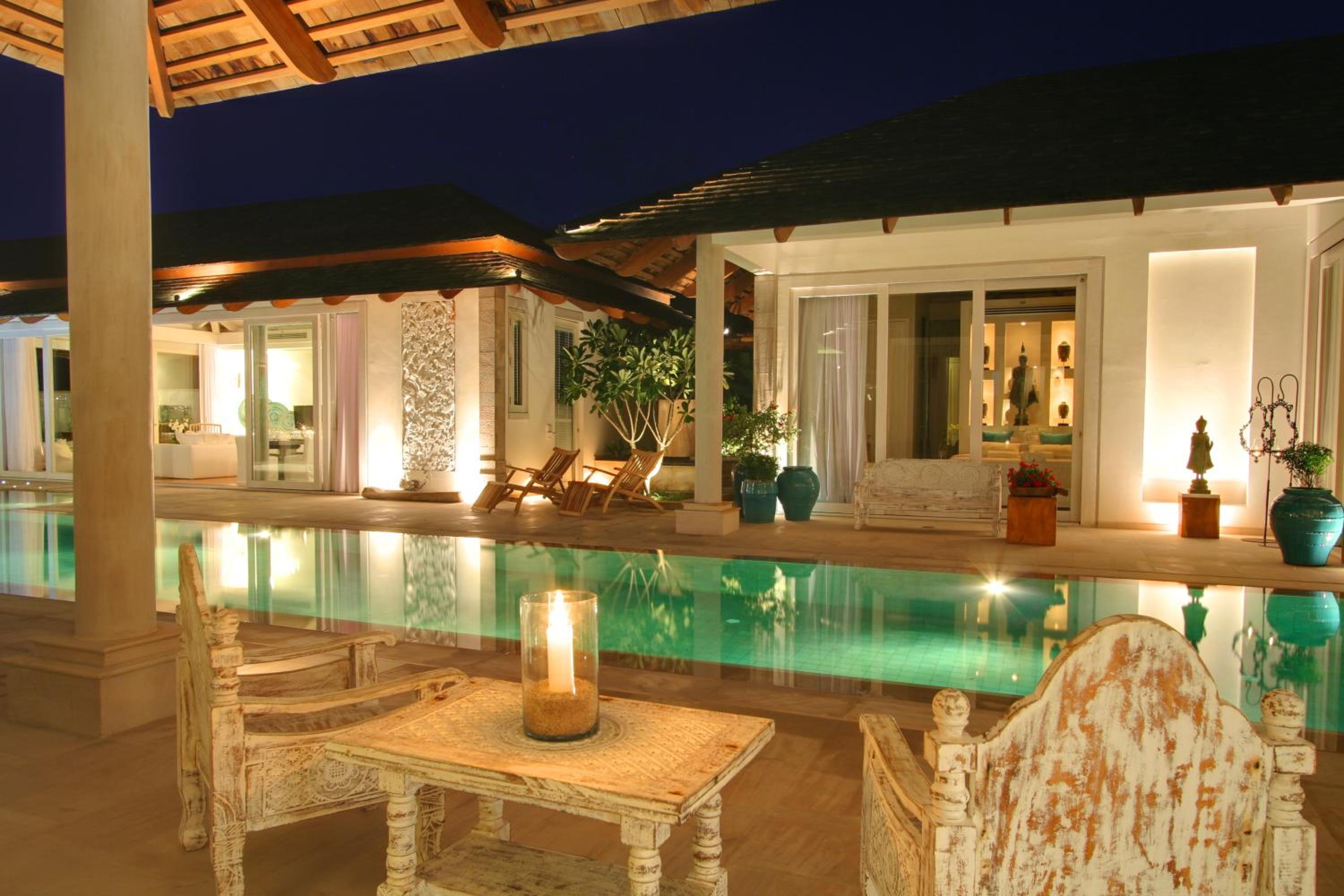 Mia Beach, beach villa and events