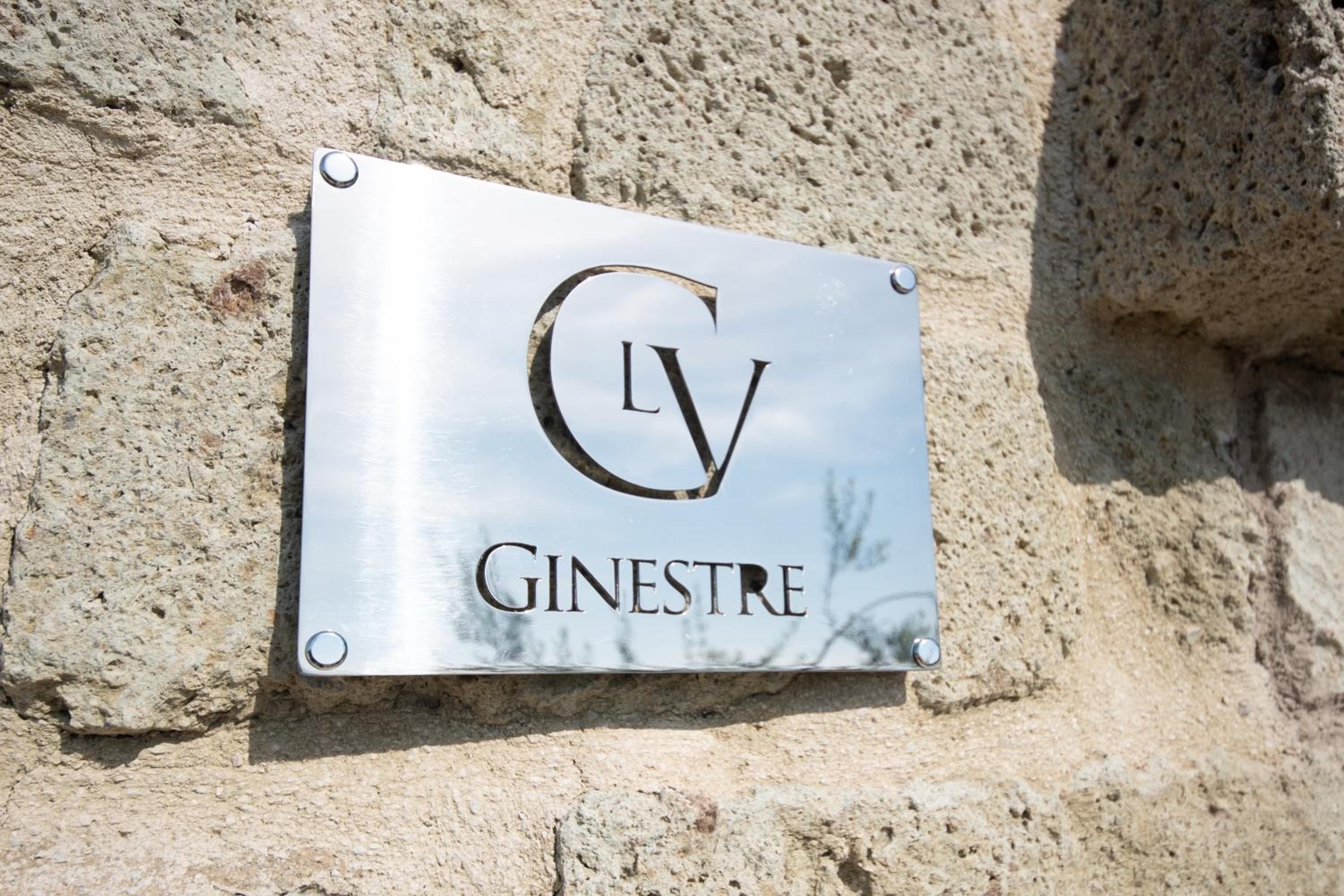 Photo 75