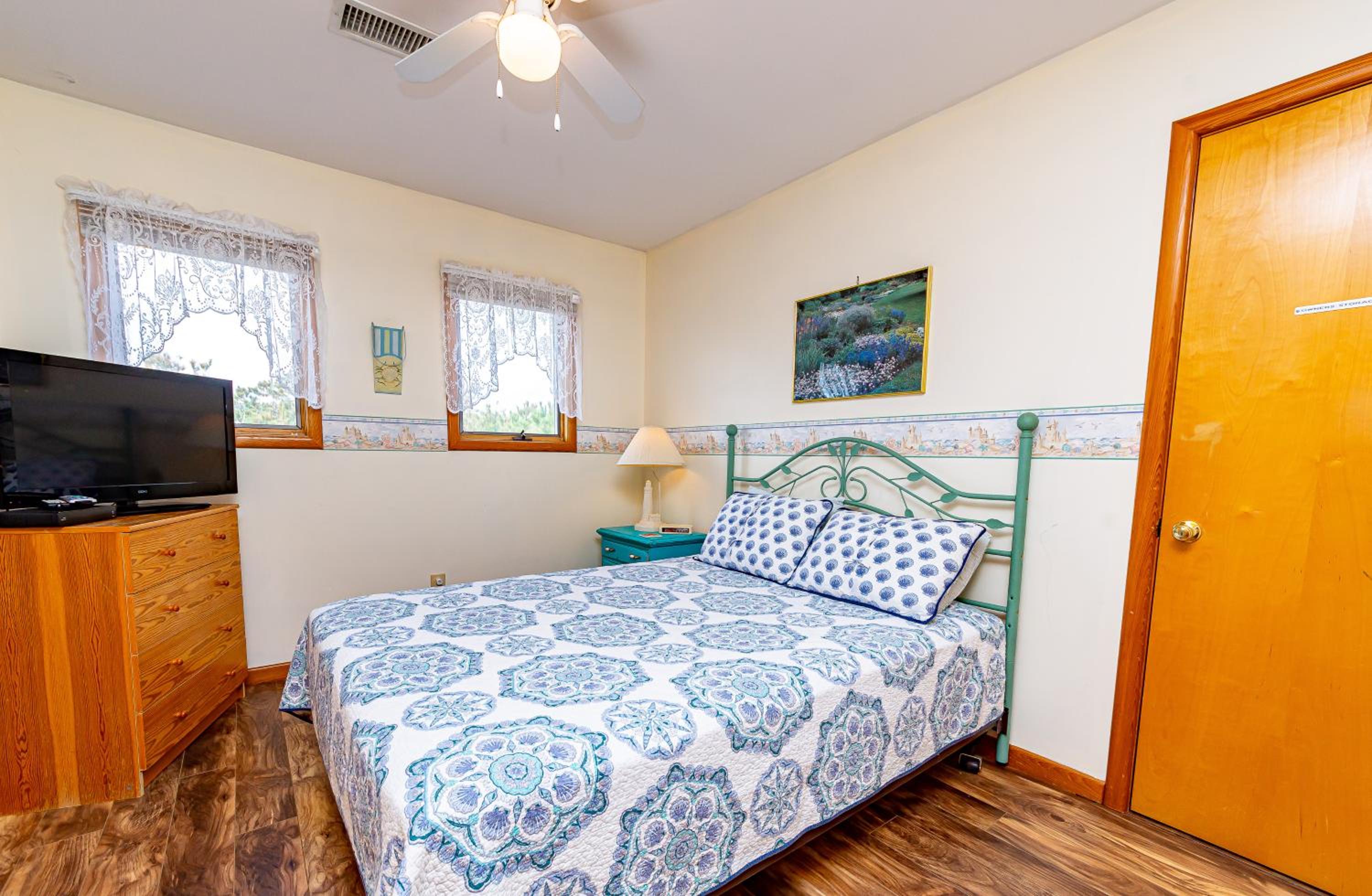 Misty Blue - Corolla, Ocean Sands, 200 Yards to Beach, Ocean View, Pets OK, Flex Stays Year Rnd