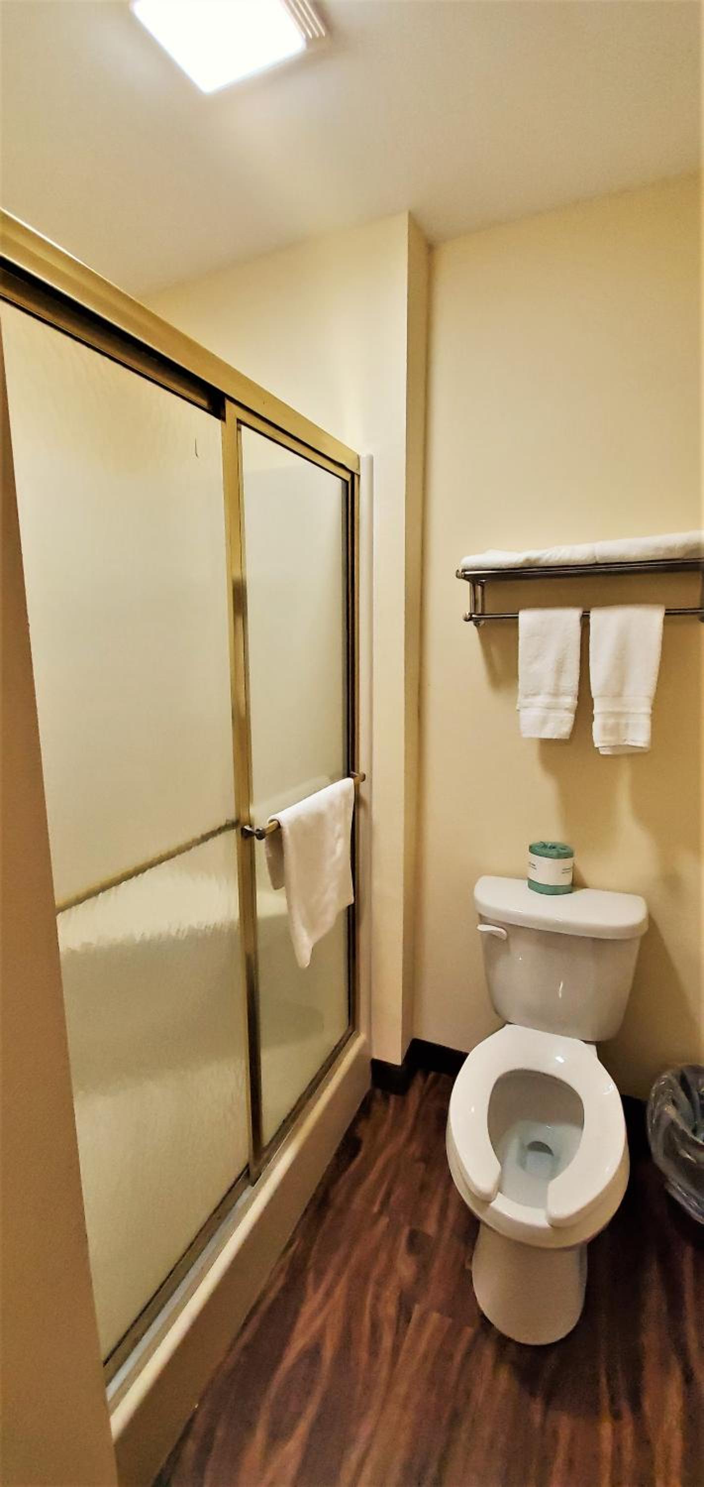 Sikeston Vacations - Travel Inn and Suites- Sikeston Miner I-55 exit-67 - Property Image 23