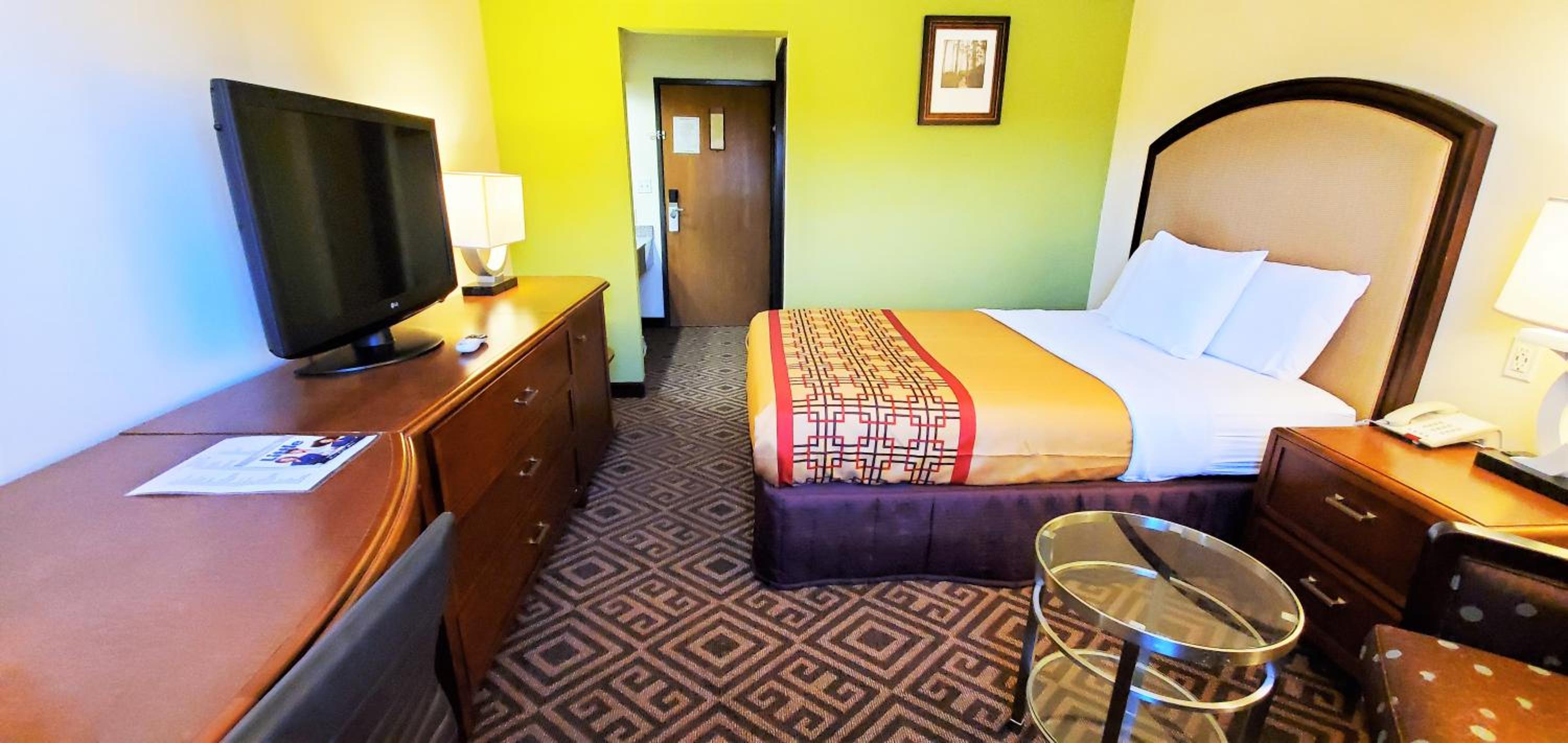 Sikeston Vacations - Travel Inn and Suites- Sikeston Miner I-55 exit-67 - Property Image 17
