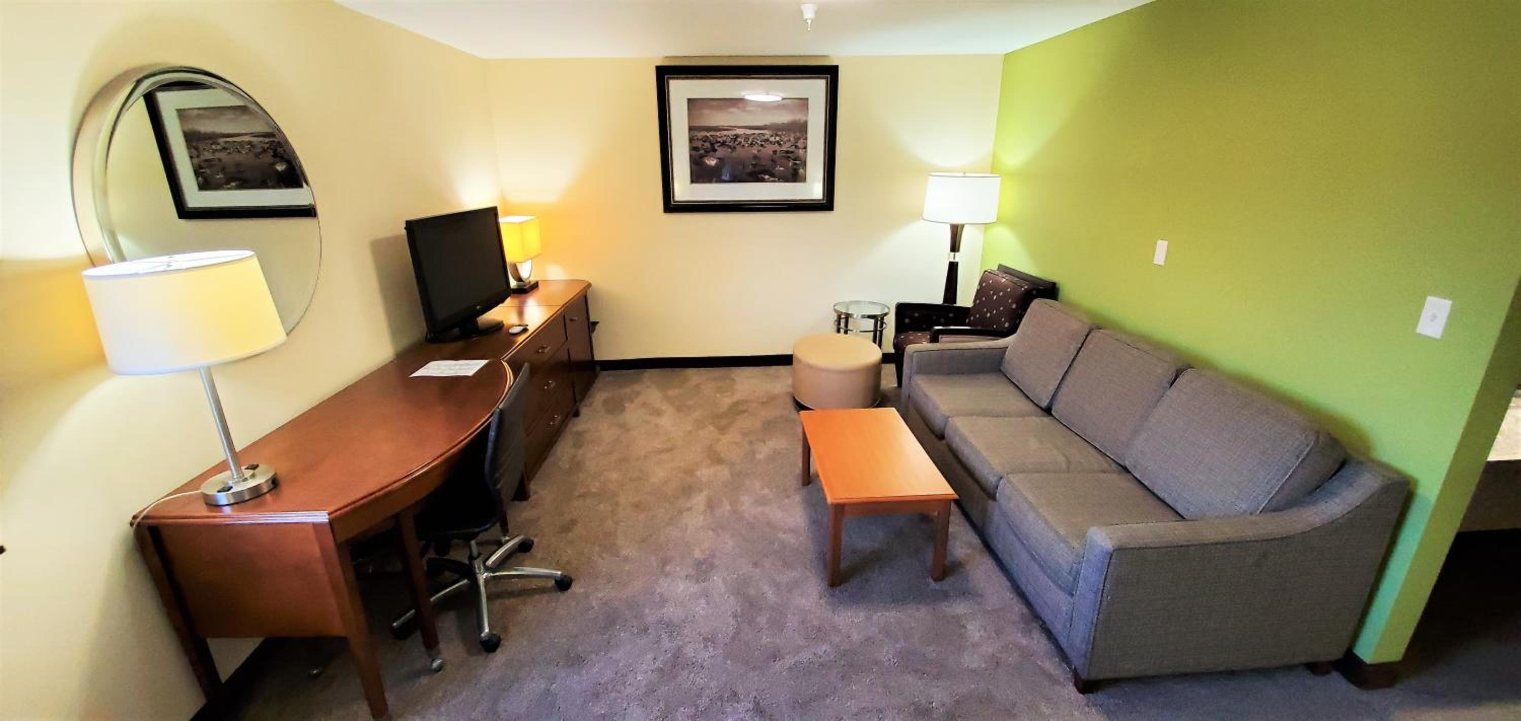 Sikeston Vacations - Travel Inn and Suites- Sikeston Miner I-55 exit-67 - Property Image 3