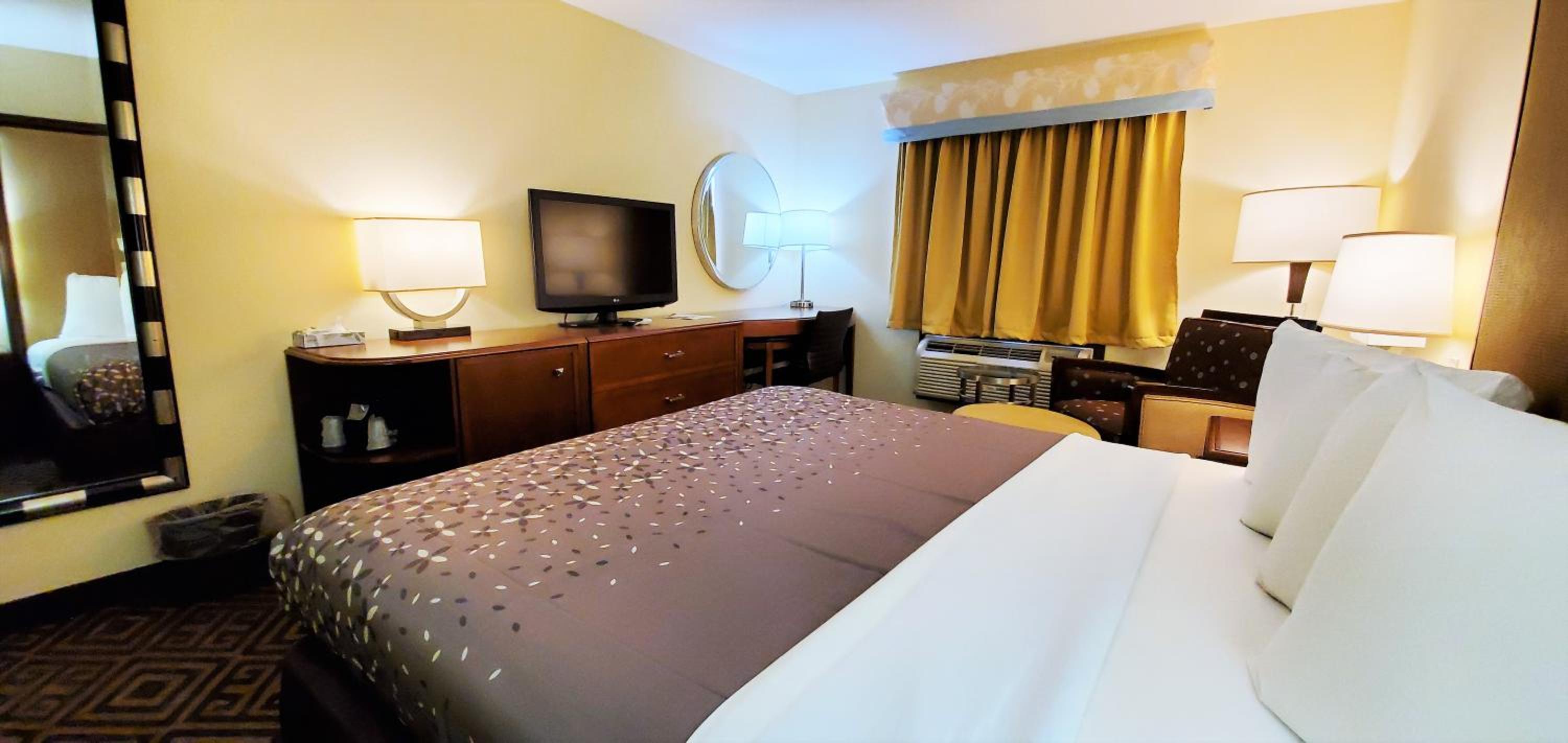 Sikeston Vacations - Travel Inn and Suites- Sikeston Miner I-55 exit-67 - Property Image 37