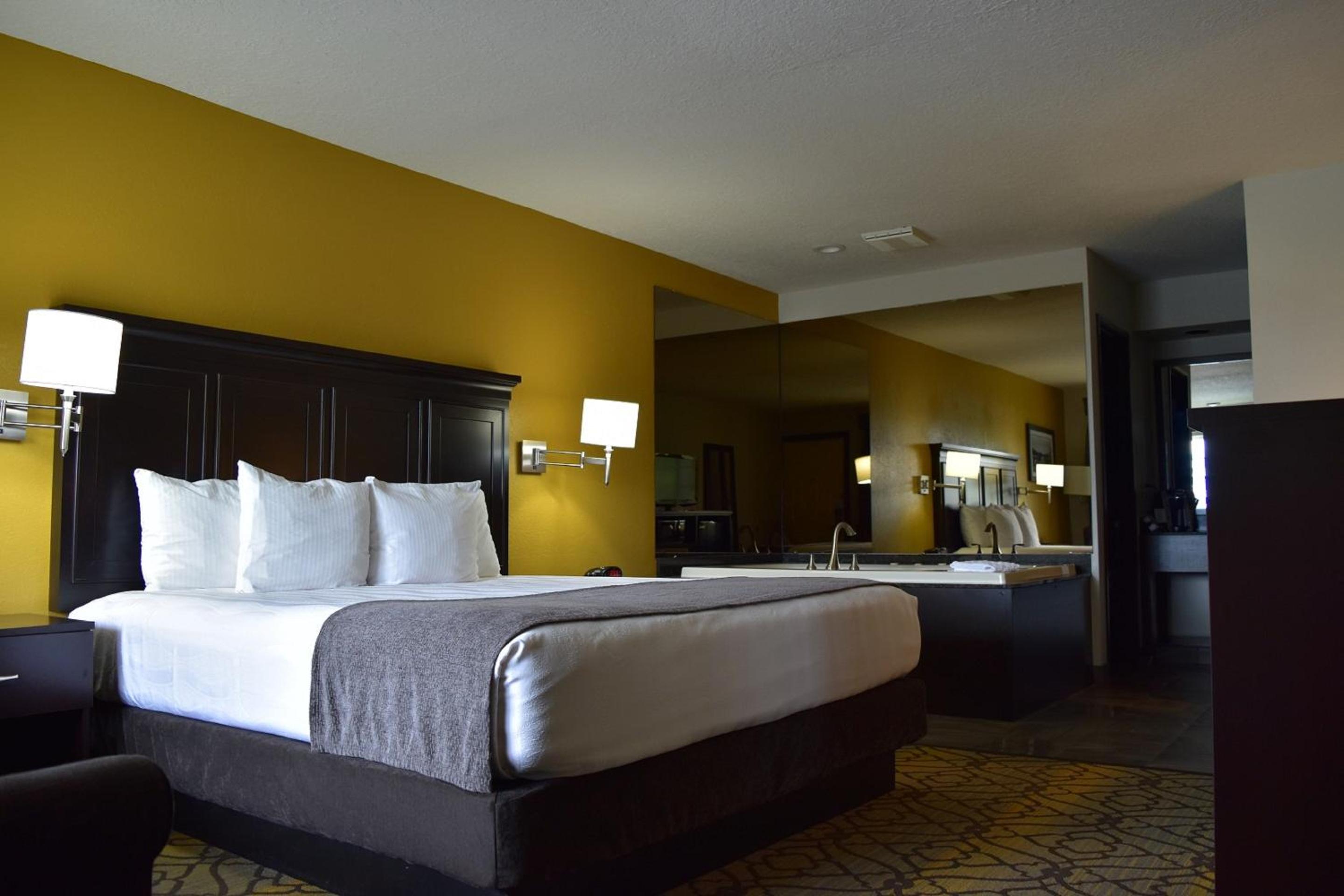 Best Western of Harbor Springs, Photo 23