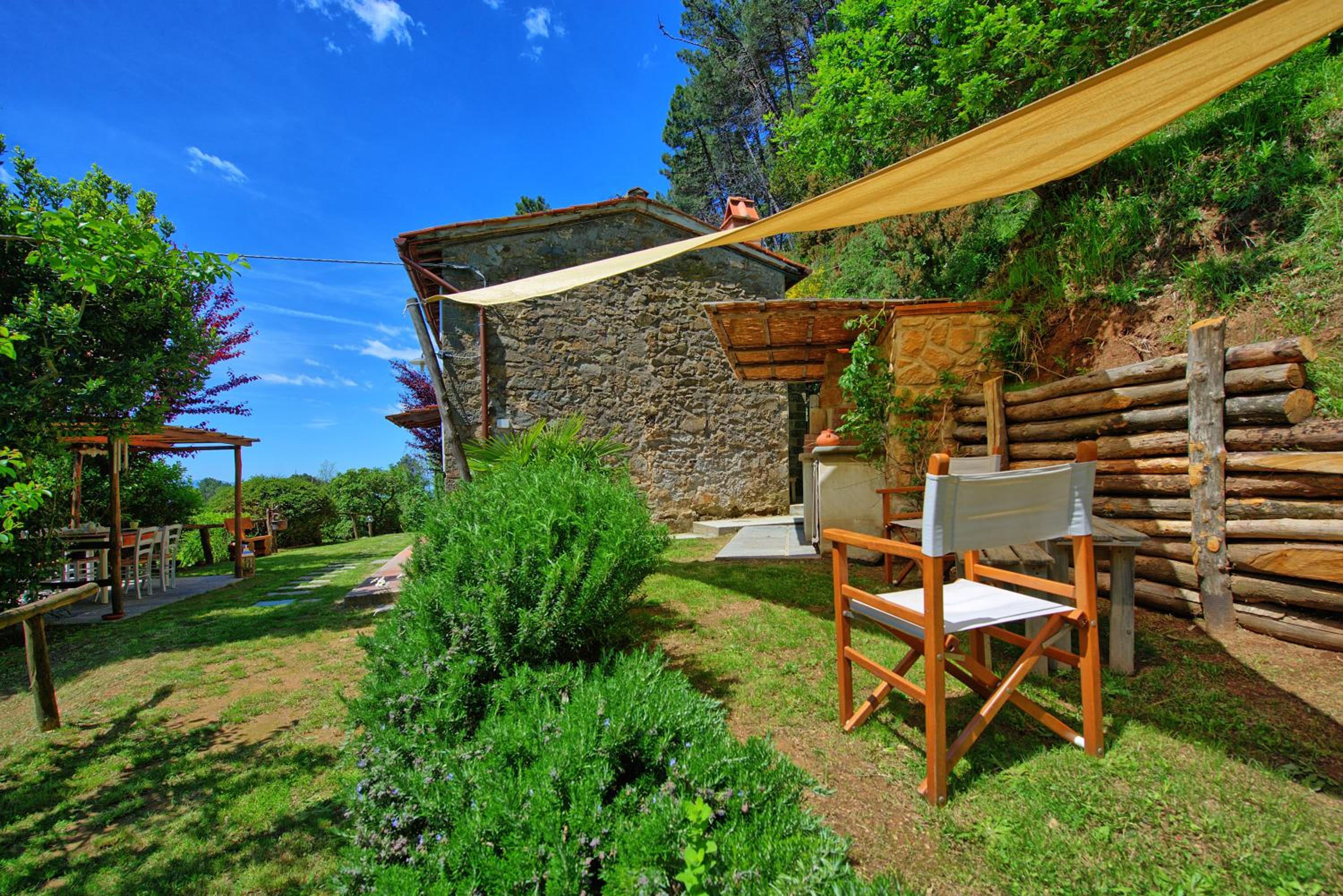 Casale di Cozzile by PosarelliVillas view 5