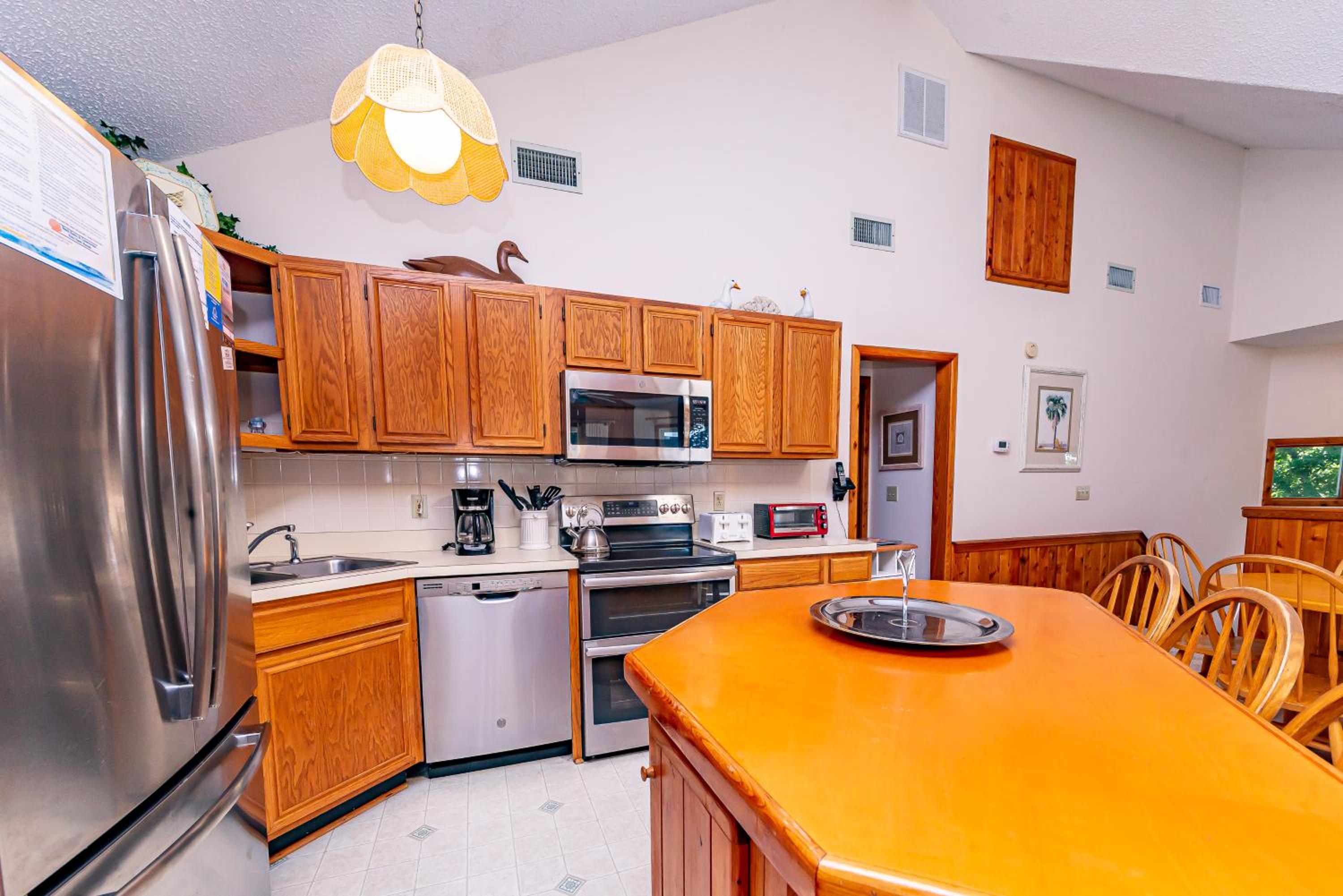 Christie - Duck, Tuckahoe, Soundside, 600 Yds to Beach, Community Pool, Tennis, Pier, Pets OK, Flex Stays