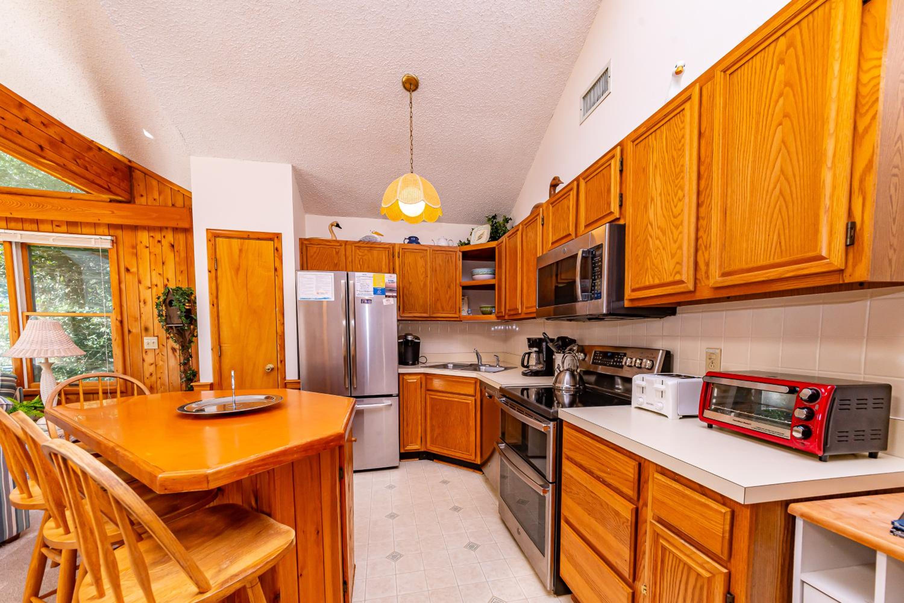 Christie - Duck, Tuckahoe, Soundside, 600 Yds to Beach, Community Pool, Tennis, Pier, Pets OK, Flex Stays