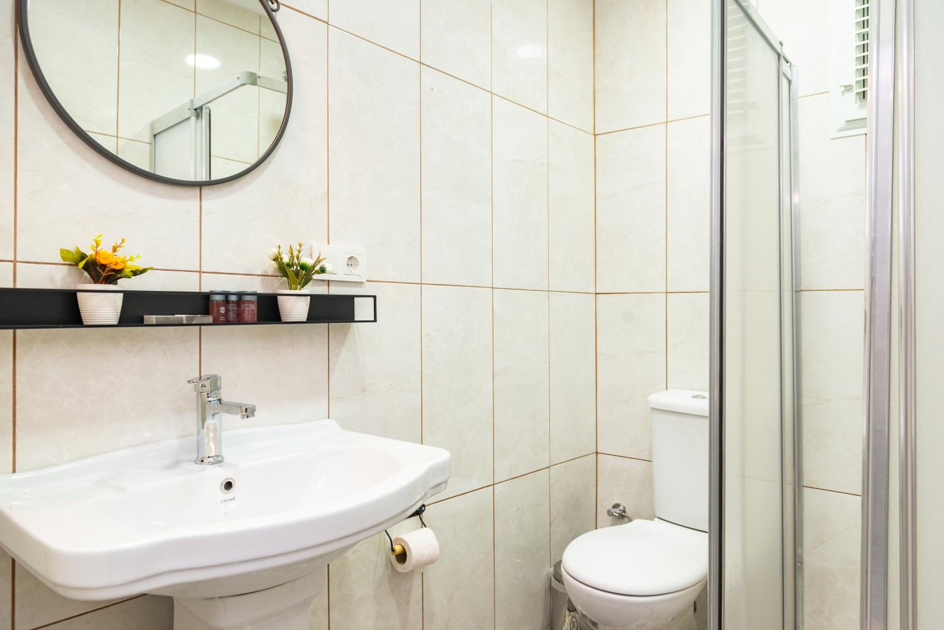 Dualis Hotel - Image 41