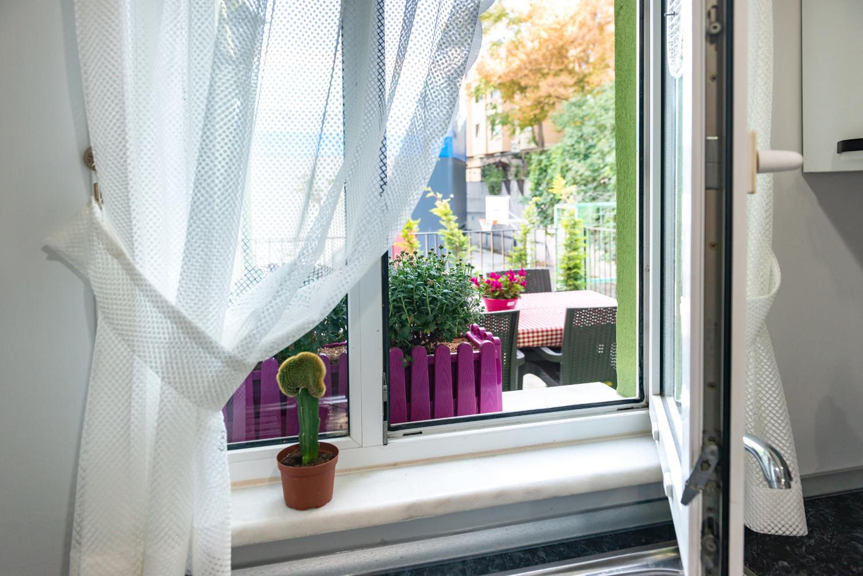 Dualis Hotel - Image 35