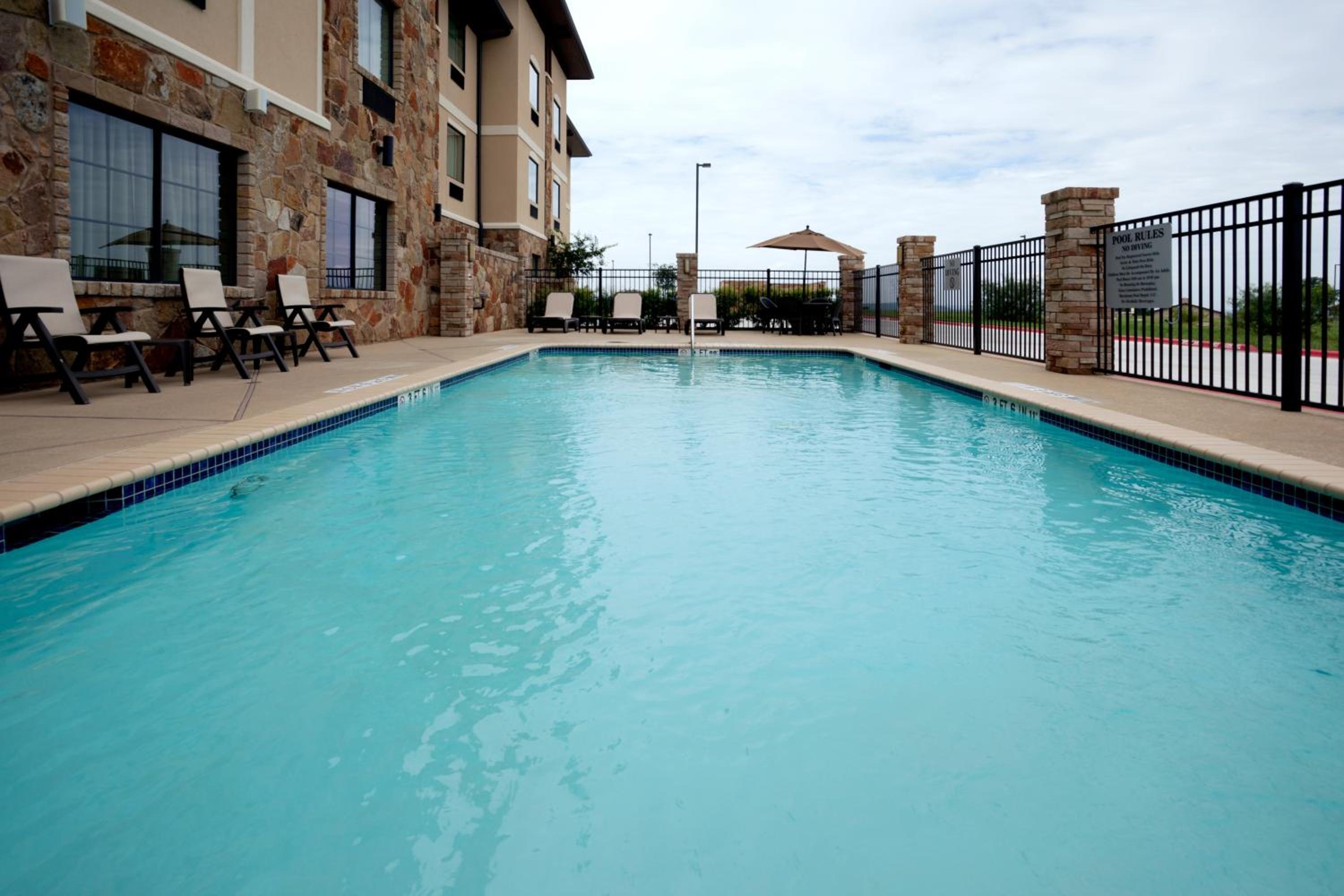 Marble Falls Vacations - Holiday Inn Express Marble Falls, an IHG Hotel - Property Image 14
