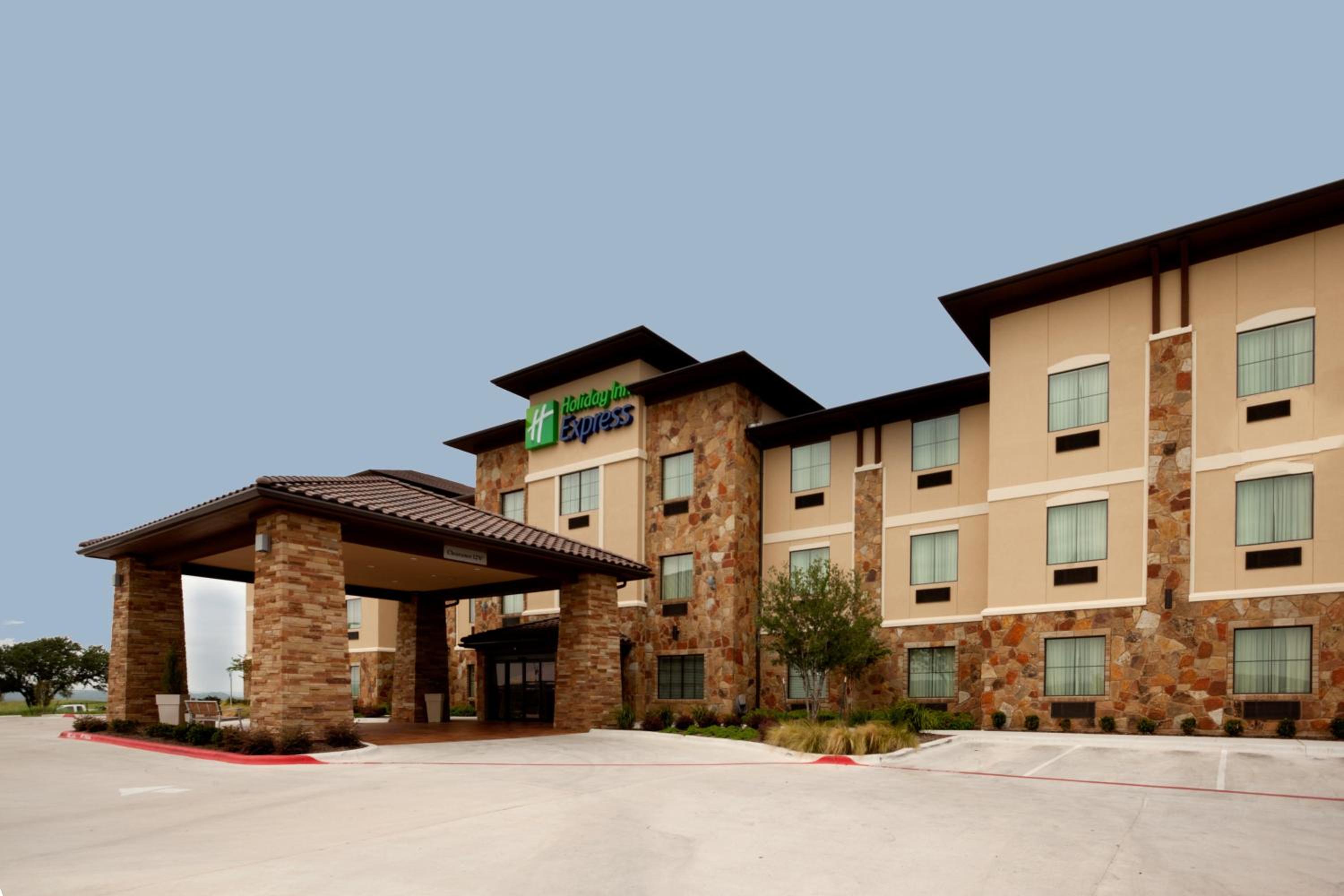 Marble Falls Vacations - Holiday Inn Express Marble Falls, an IHG Hotel - Property Image 13