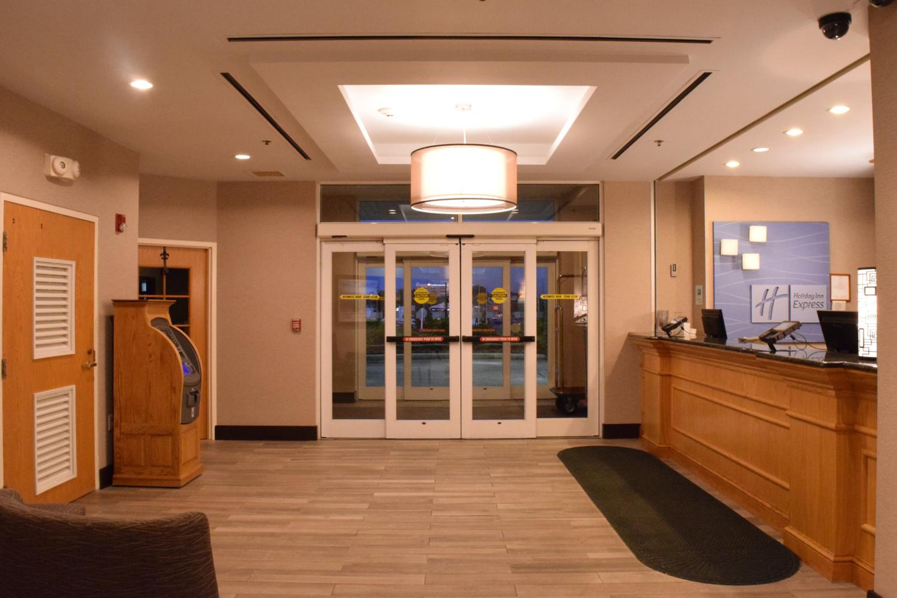 Watertown Vacations - Holiday Inn Express Hotel  Suites Watertown - Thousand Islands, an IHG Hotel - Property Image 5