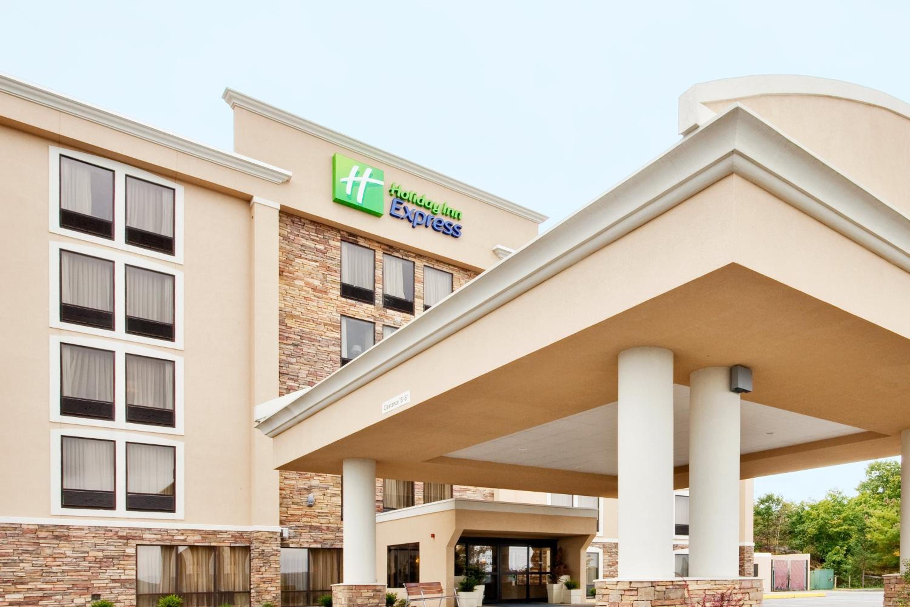 Wilkes-Barre Vacations - Holiday Inn Express Wilkes Barre East, an IHG Hotel - Property Image 14